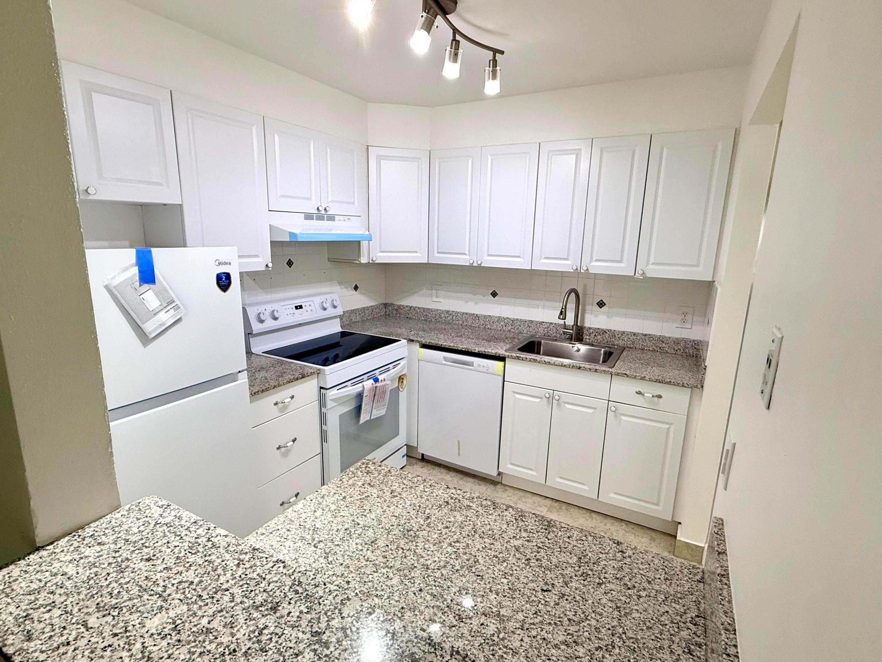 210 Tuscany Lane Property Photo 11