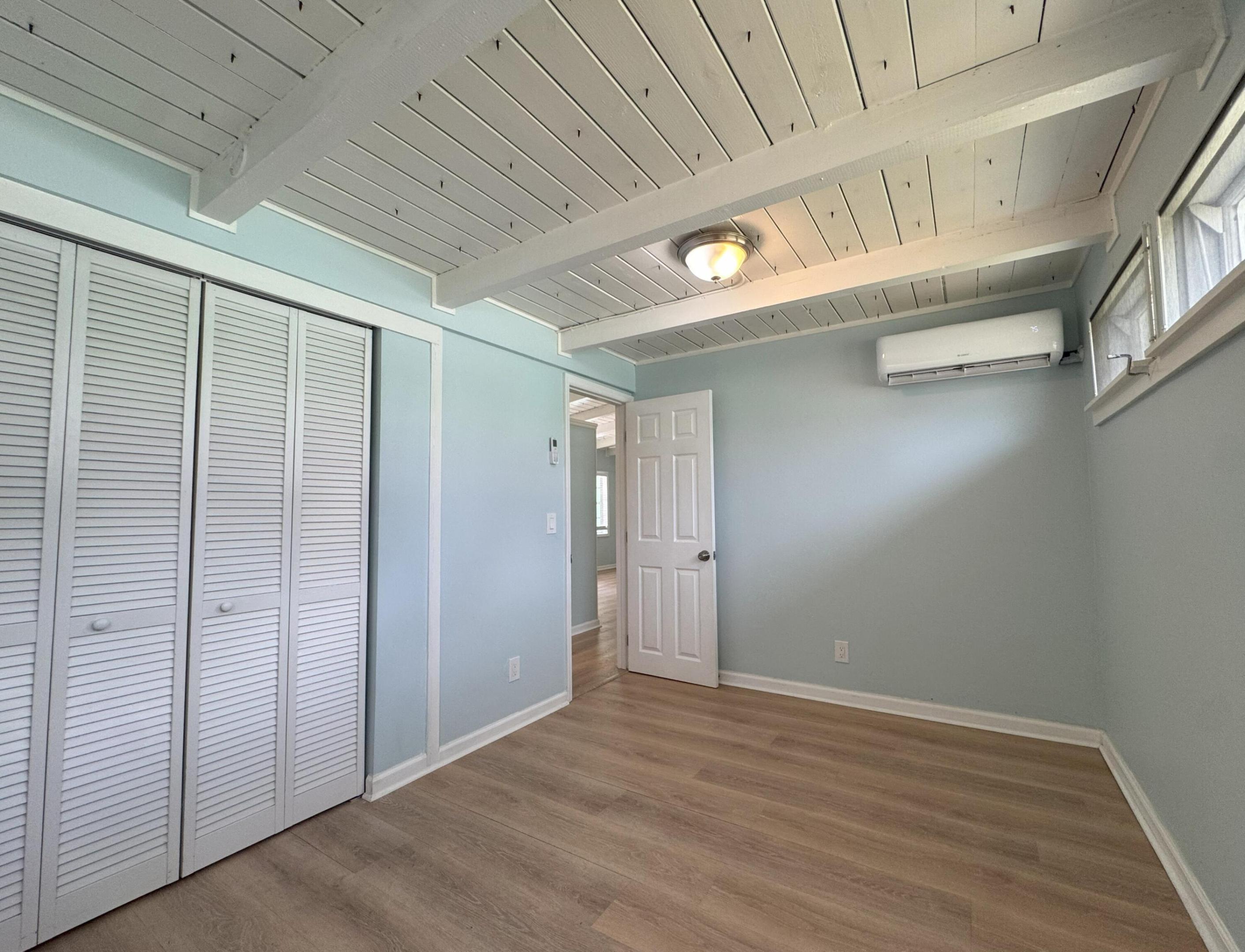 2204 Ponce De Leon Circle 3 Property Photo 8