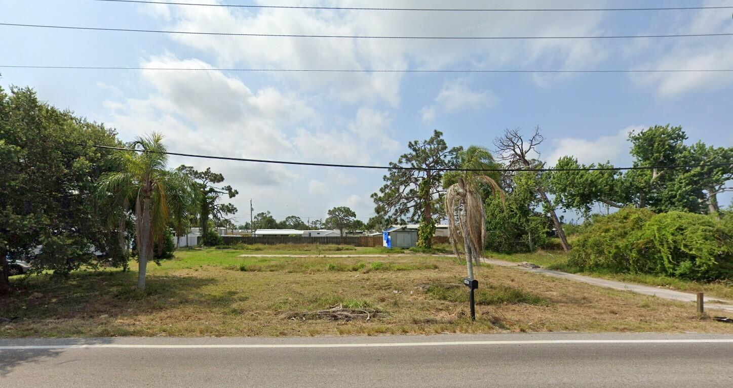 7446 SAN CASA Drive