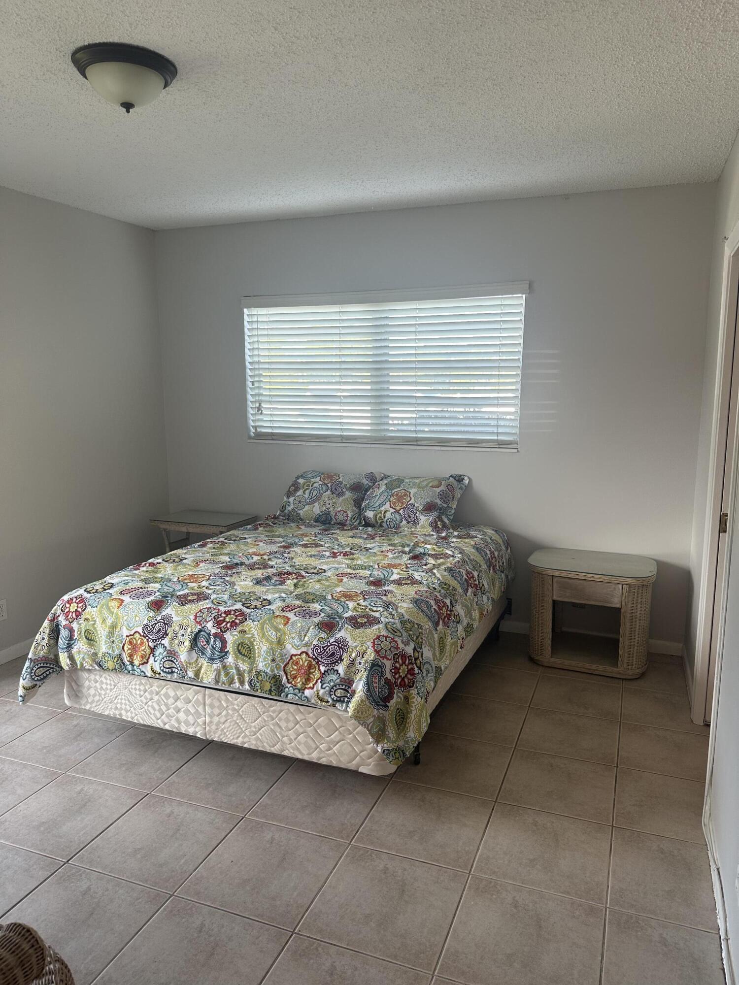 128 Norwich F Property Photo 11