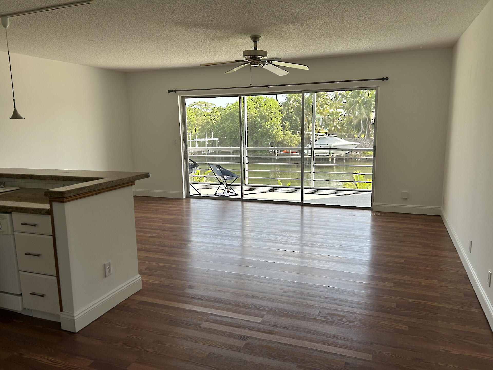 342 Southwind Drive 203 Property Photo 4