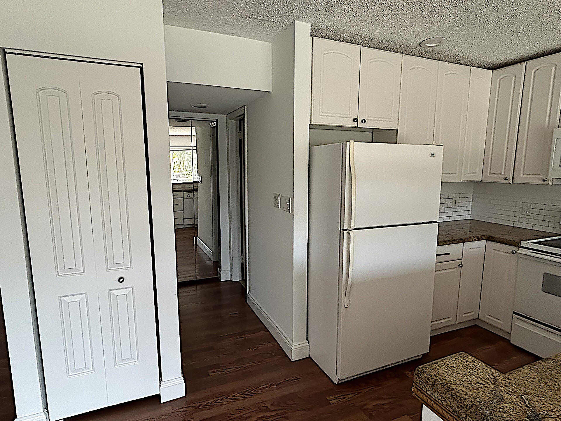 342 Southwind Drive 203 Property Photo 9