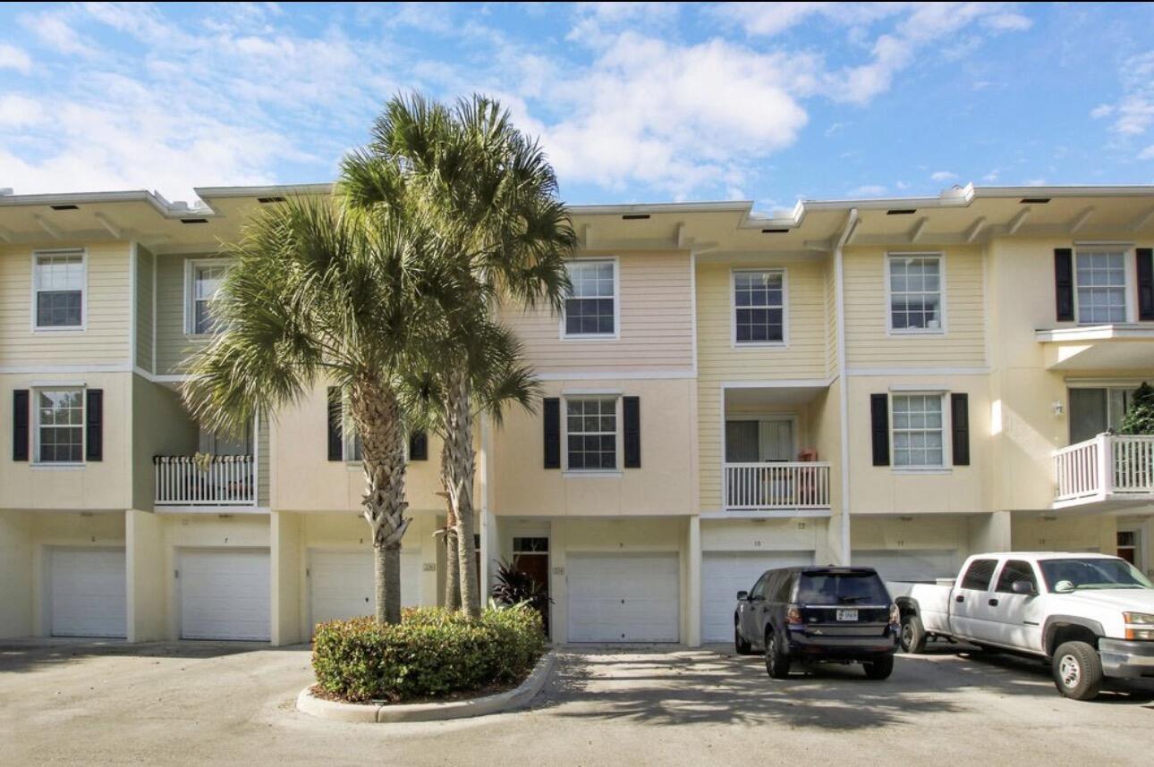 245 Murcia Drive 204 Property Photo 1