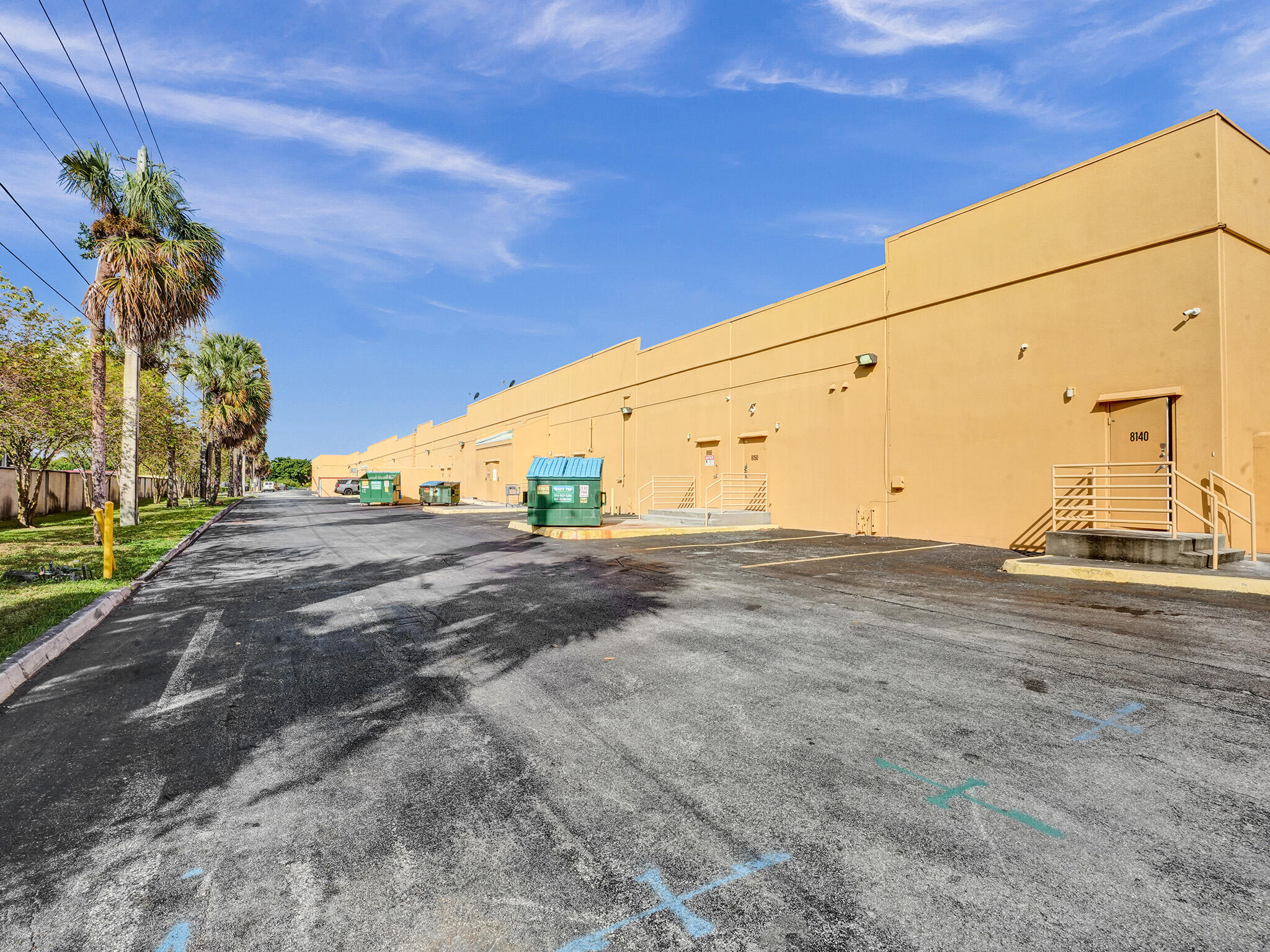 8140 Pines Boulevard Property Photo 29