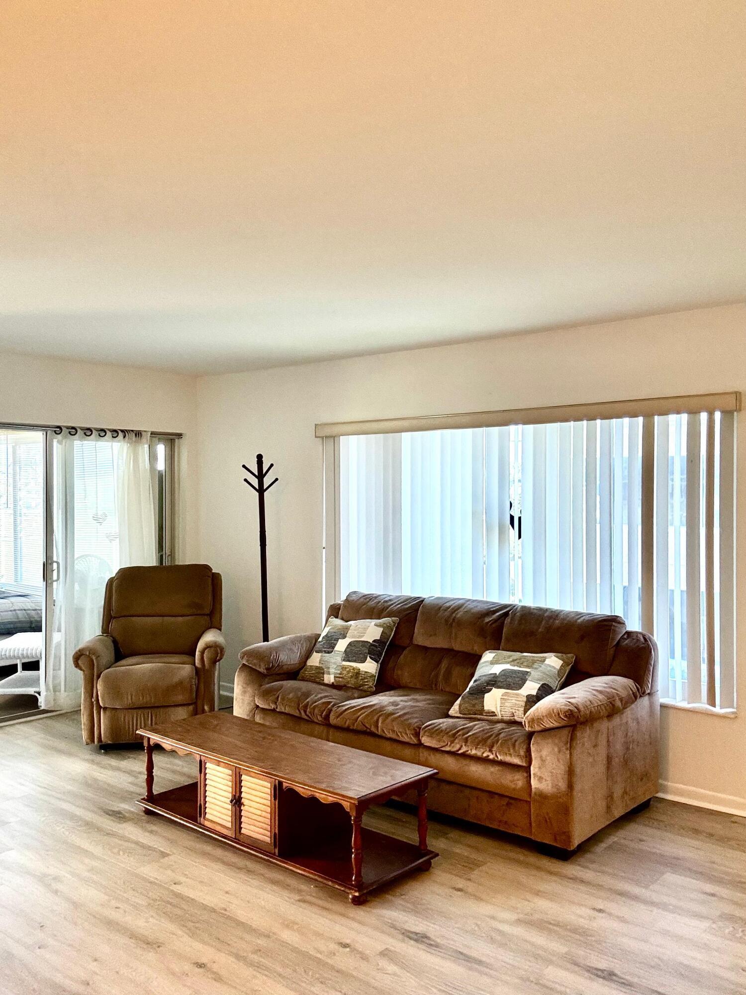 310 N NORTH Boulevard 2A