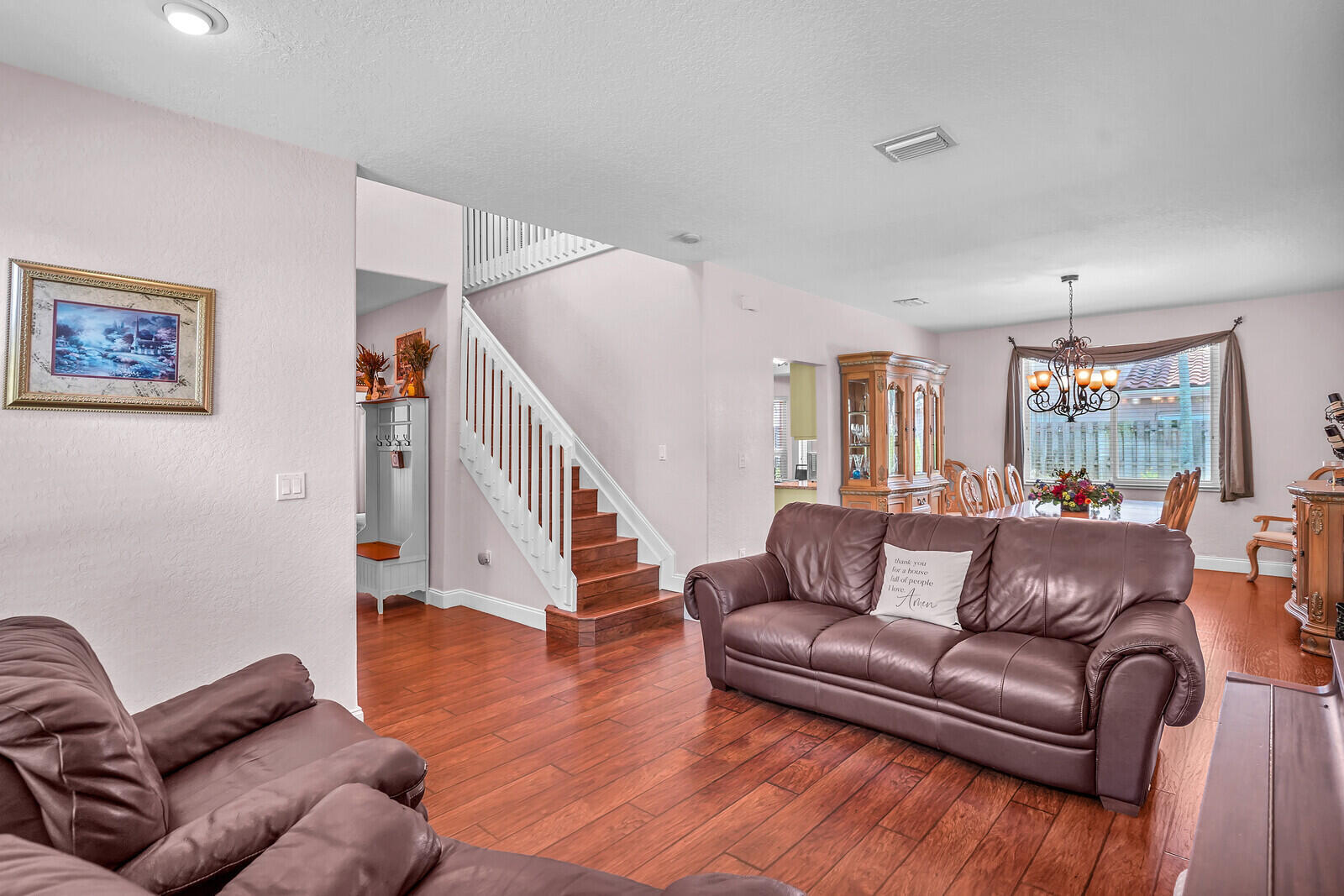 317 E Garden Cove Circle Property Photo 12