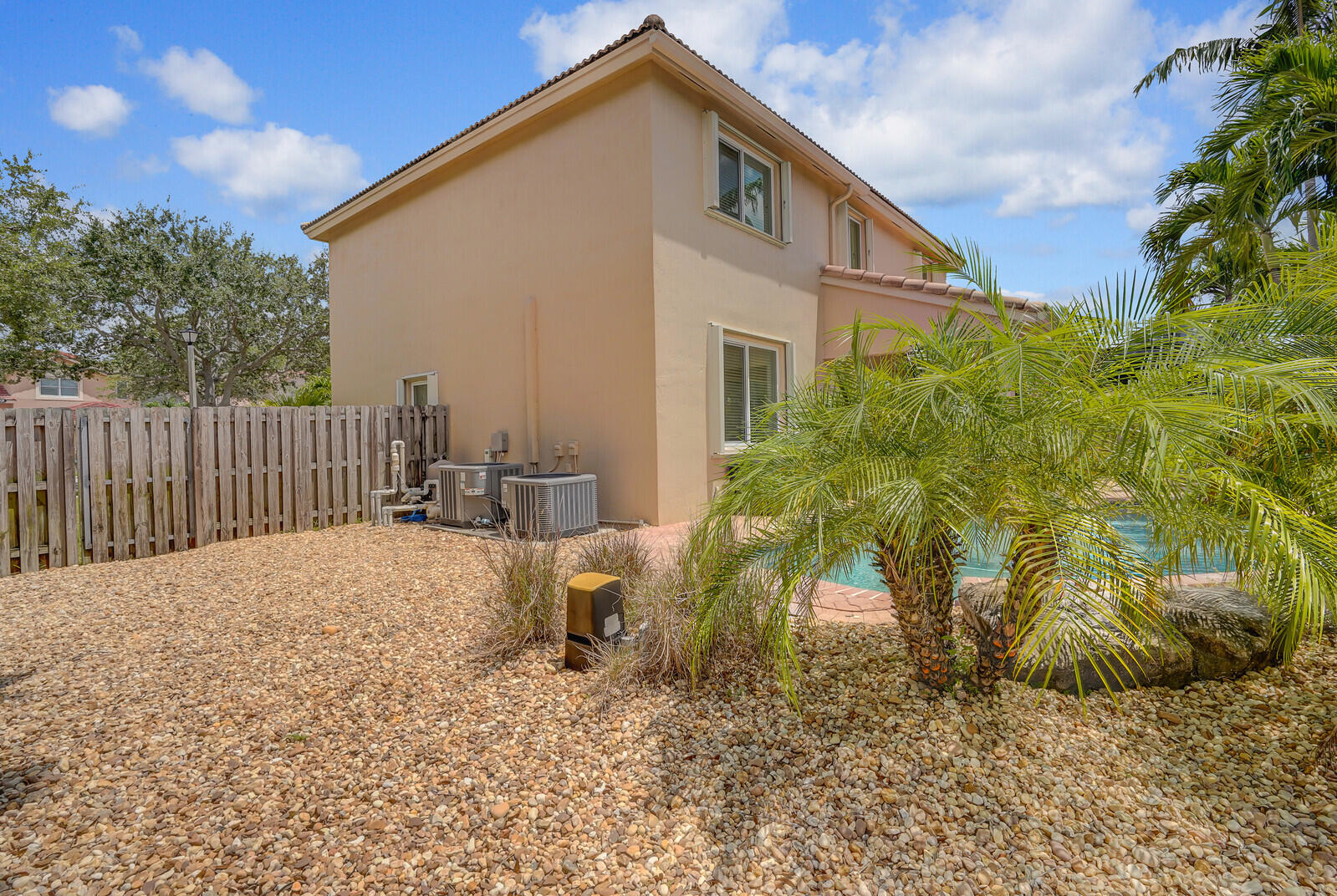 317 E Garden Cove Circle Property Photo 47