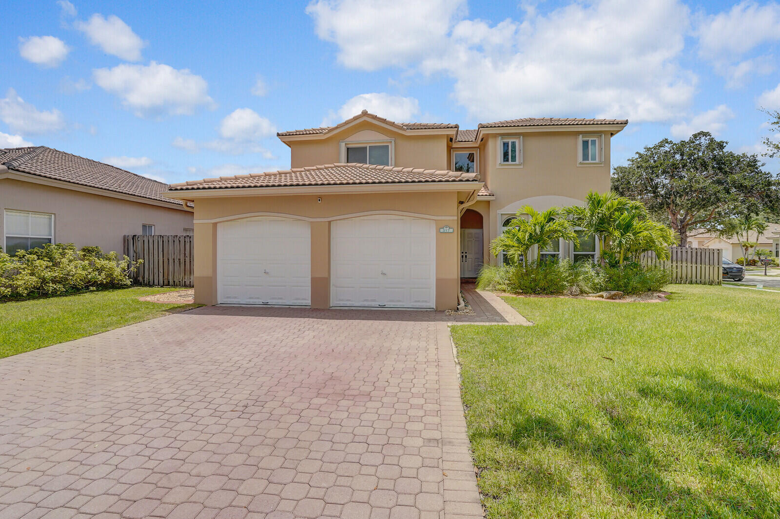 317 E Garden Cove Circle Property Photo 50