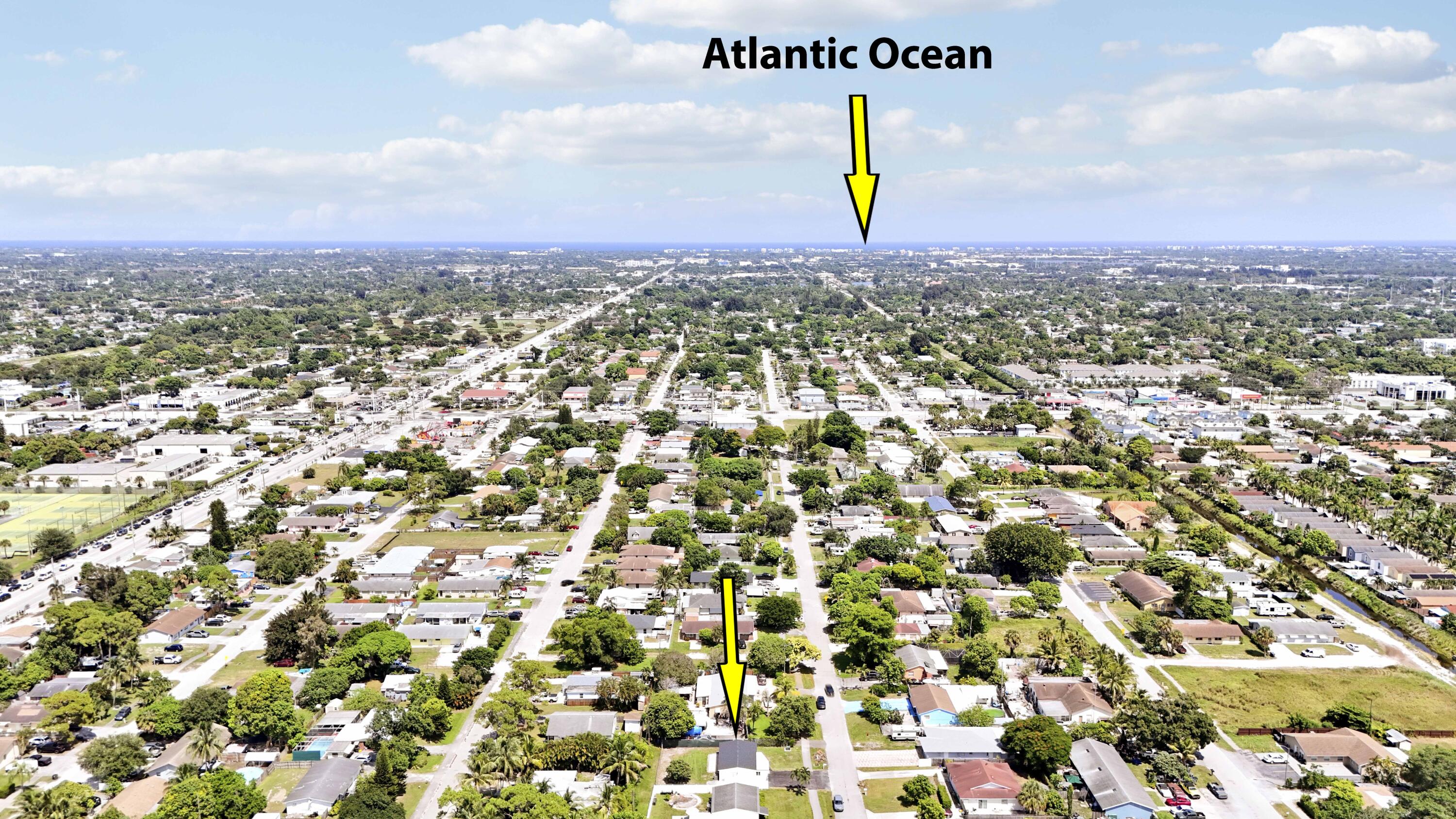 4785 Clinton Boulevard Property Photo 1
