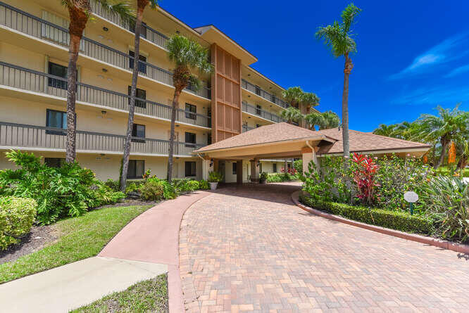 2301 Marina Isle Way 203 Property Photo 31