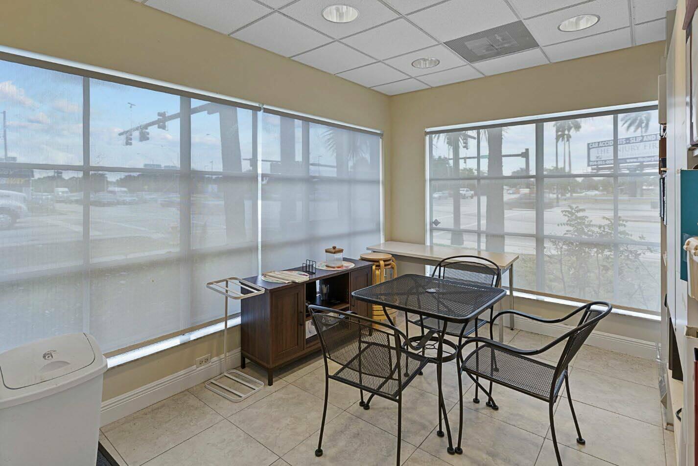 100 E Commercial Boulevard Property Photo 5