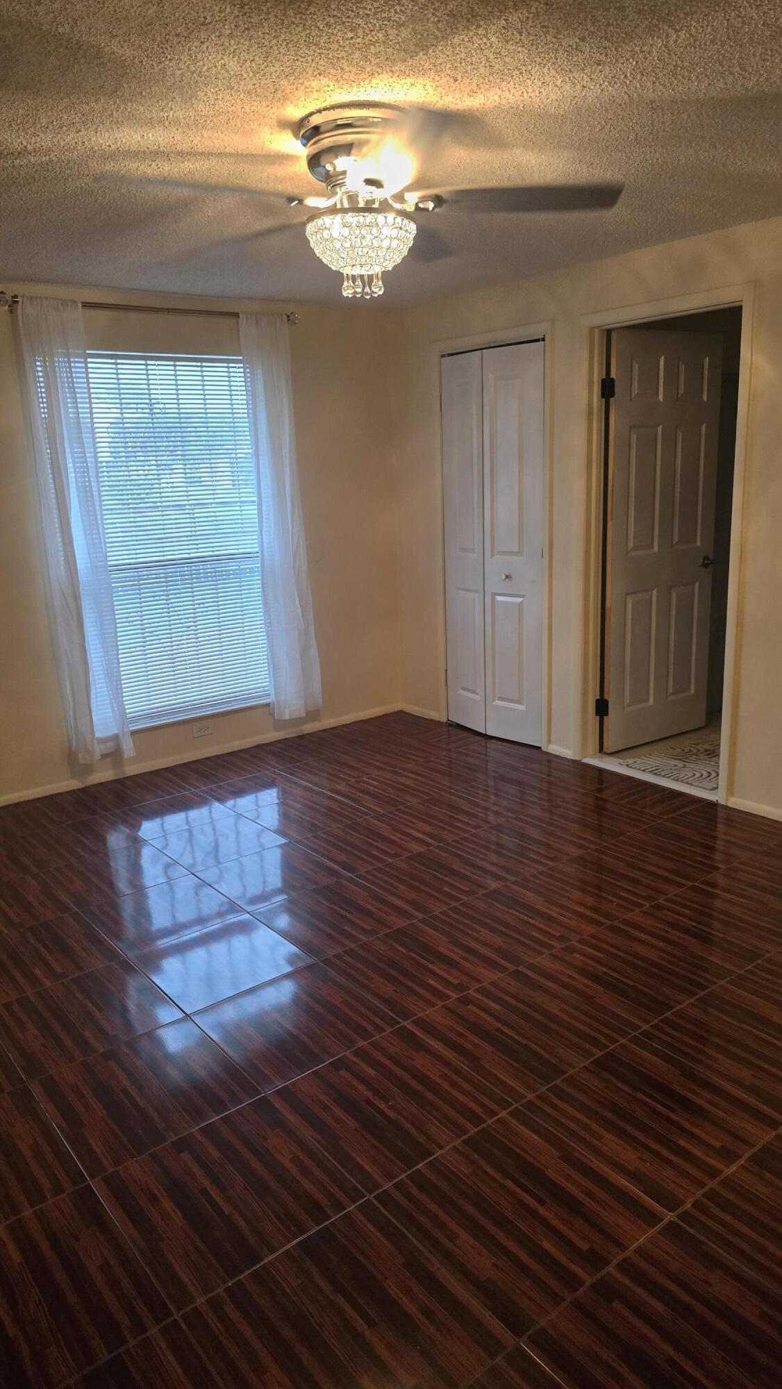 118 Cambridge Lane Property Photo 14