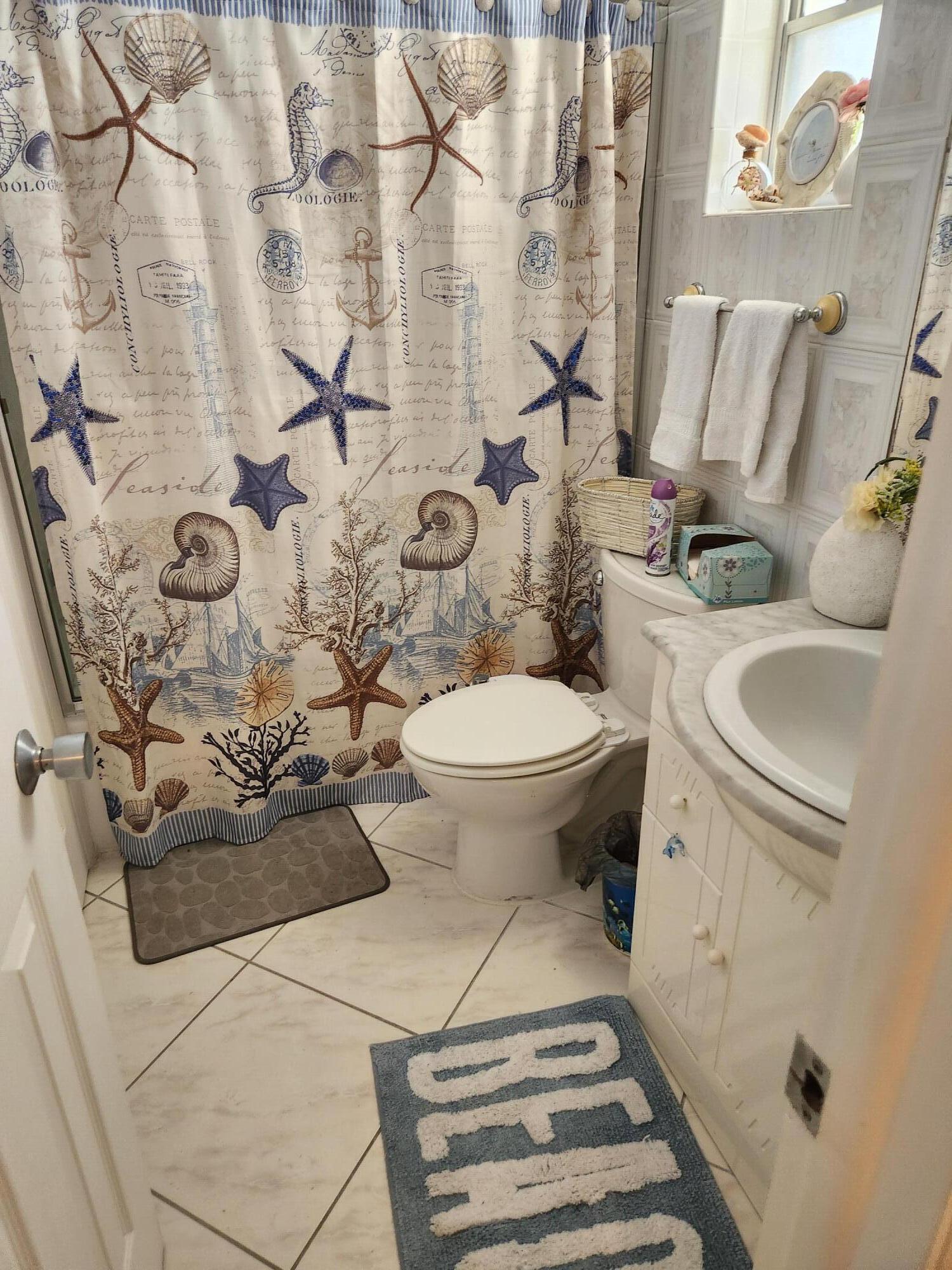 1893 S Ocean Drive 511 Property Photo 4