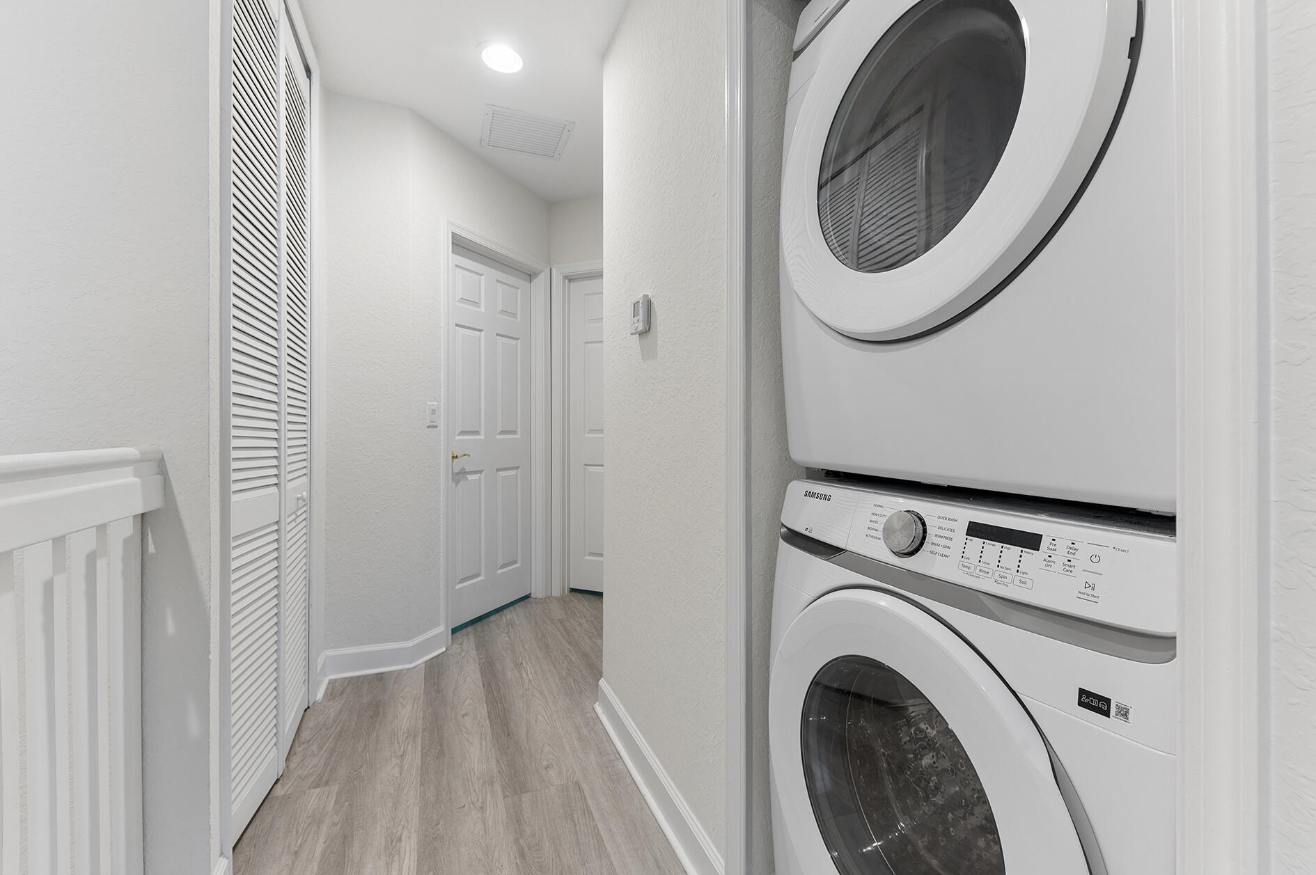 428 Bayfront Drive Property Photo 16