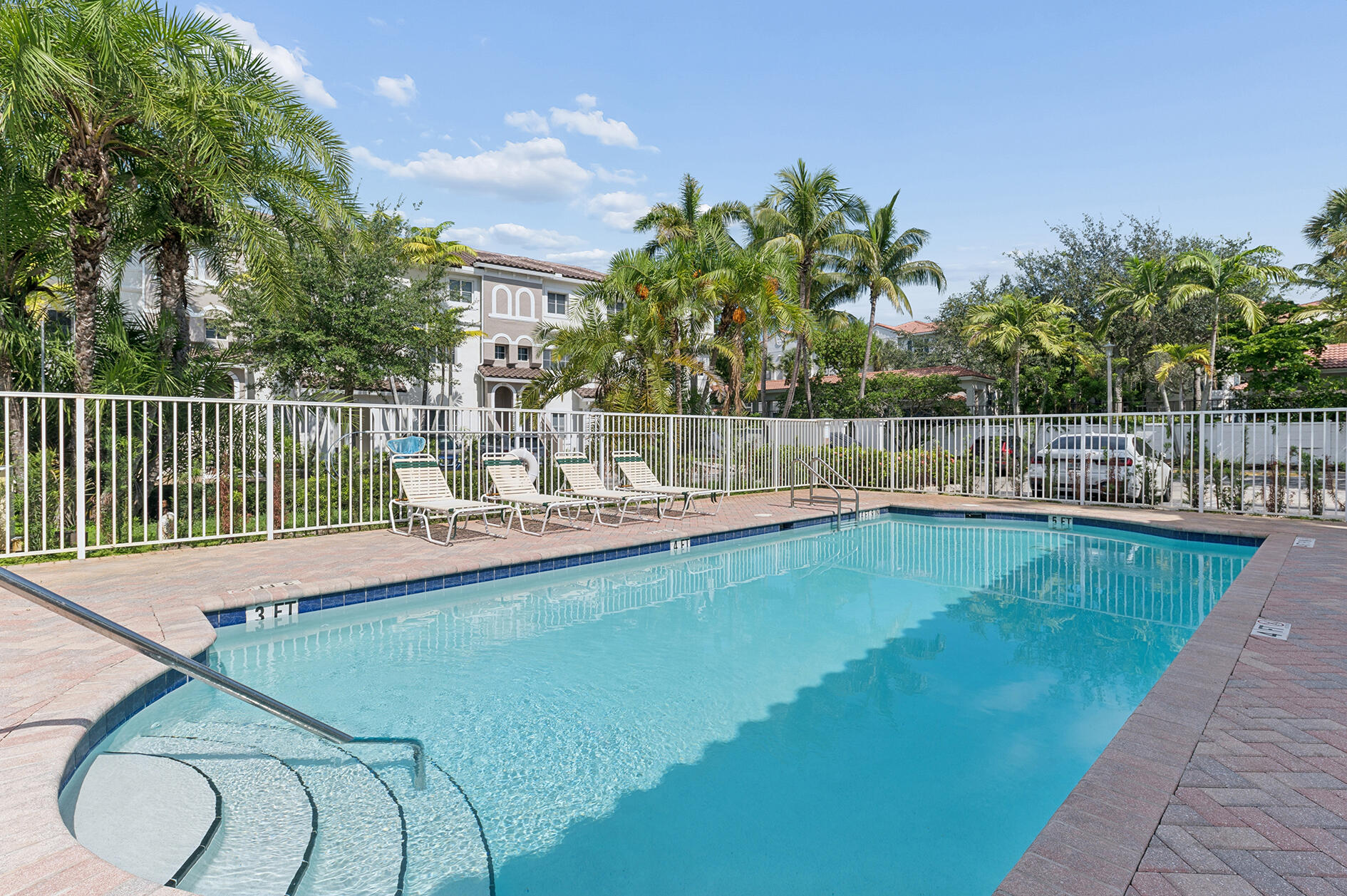 428 Bayfront Drive Property Photo 17