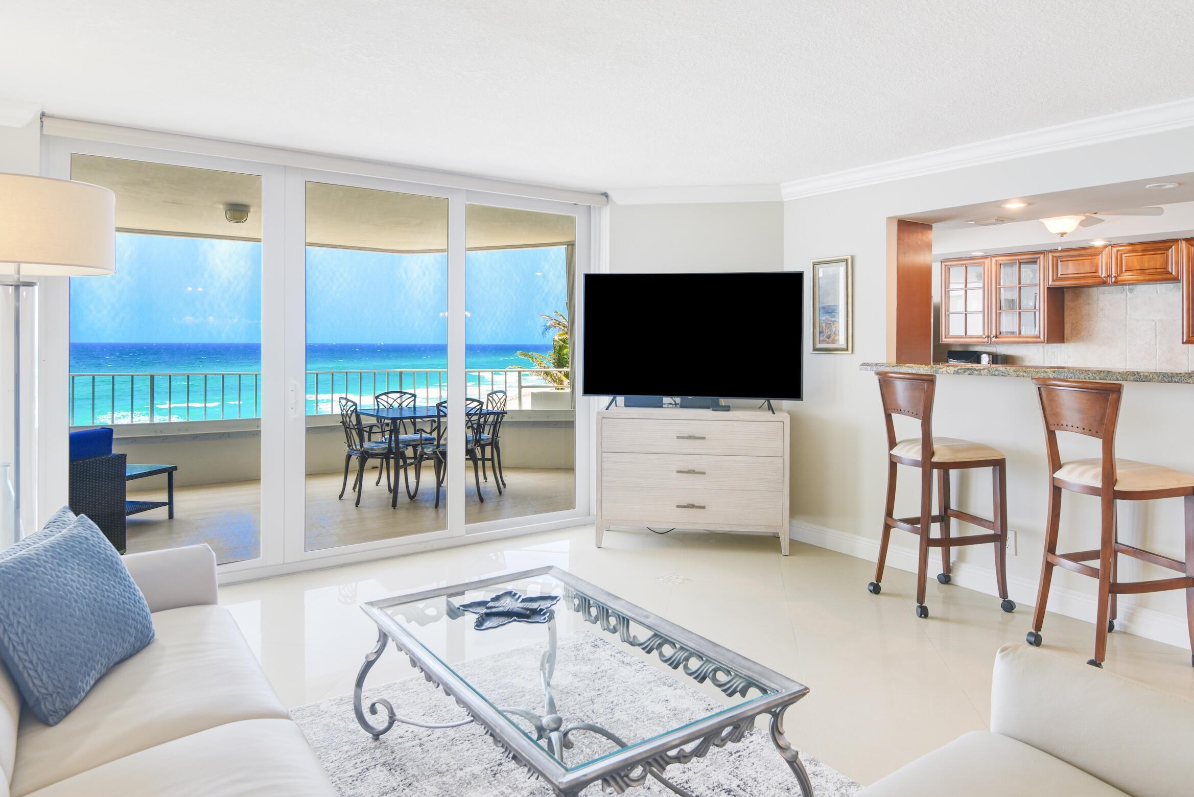 500 S Ocean Boulevard 506 Property Photo 3
