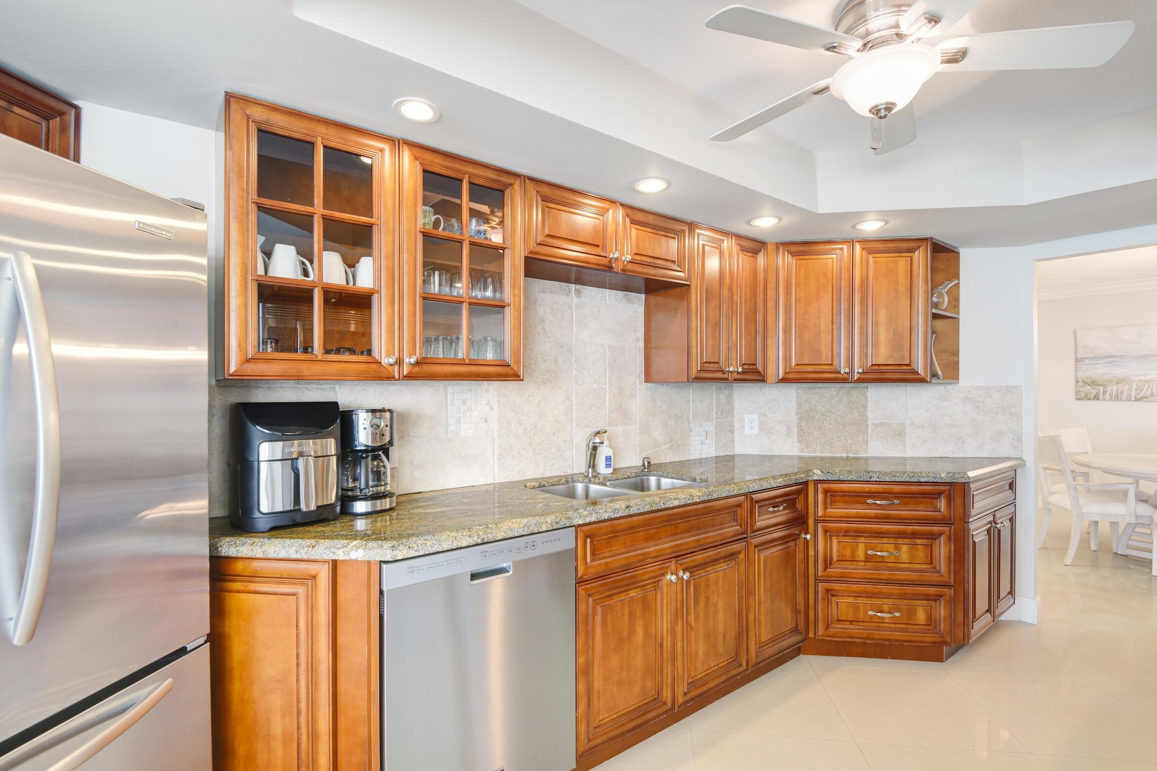 500 S Ocean Boulevard 506 Property Photo 17