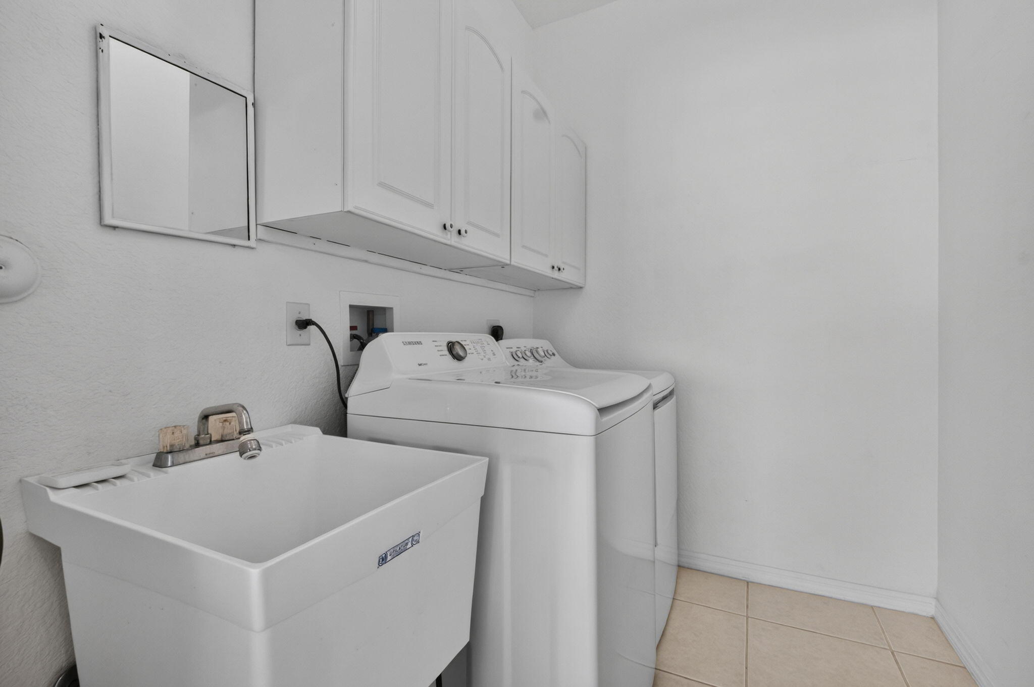 8107 Bellafiore Way Property Photo 15