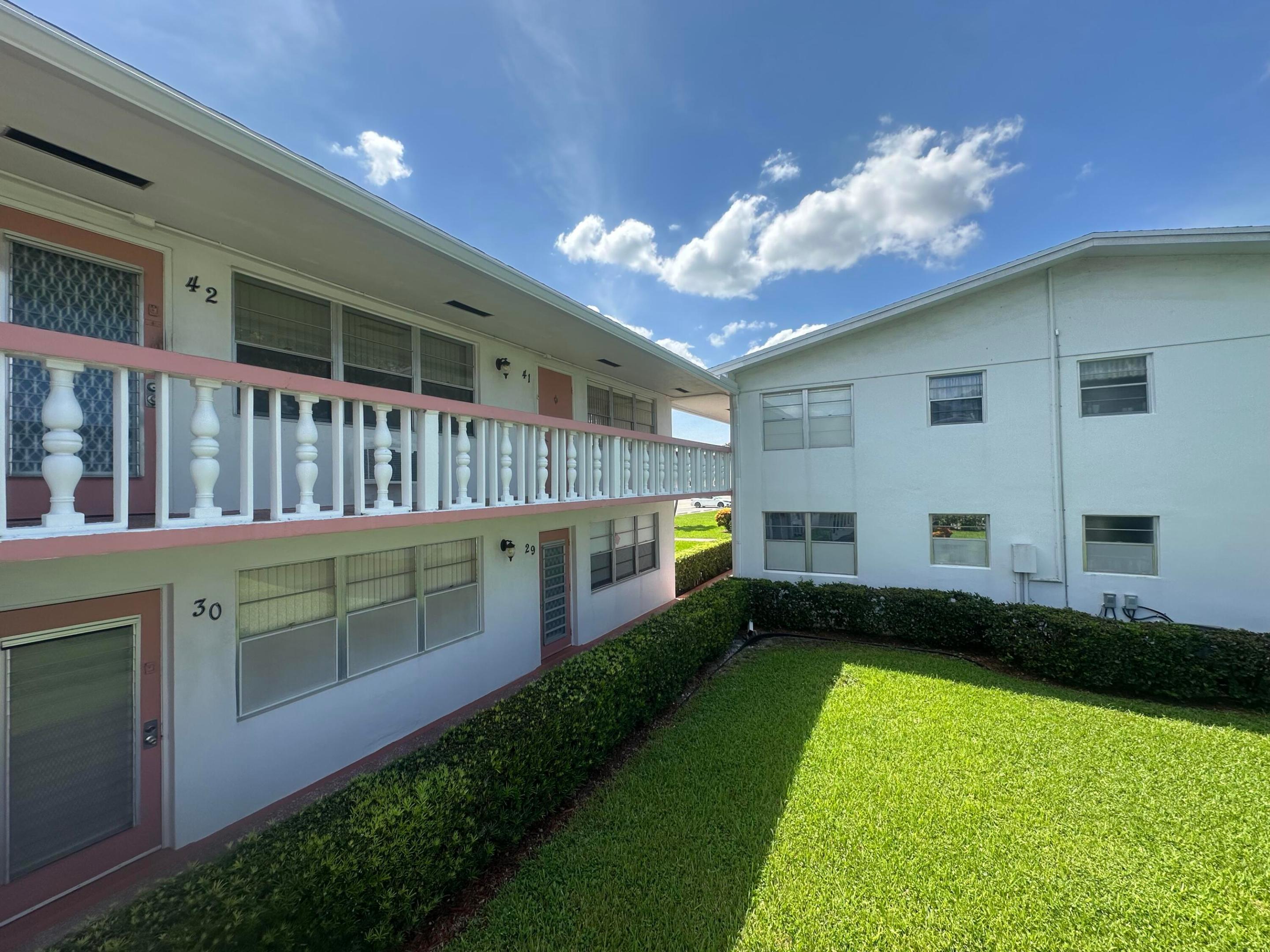 41 Lyndhurst B Property Photo 25