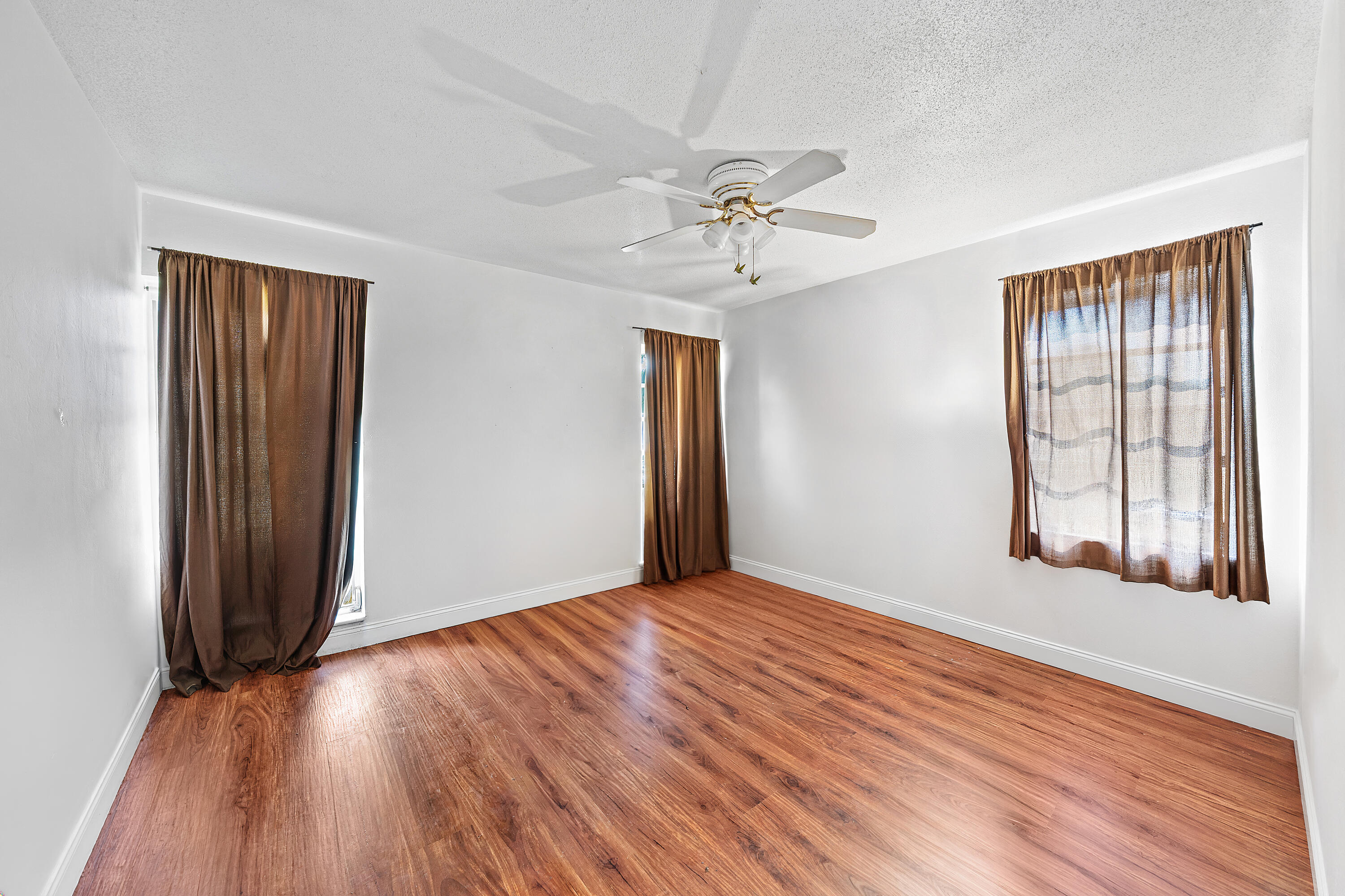 315 Circle Drive S 201 Property Photo 10