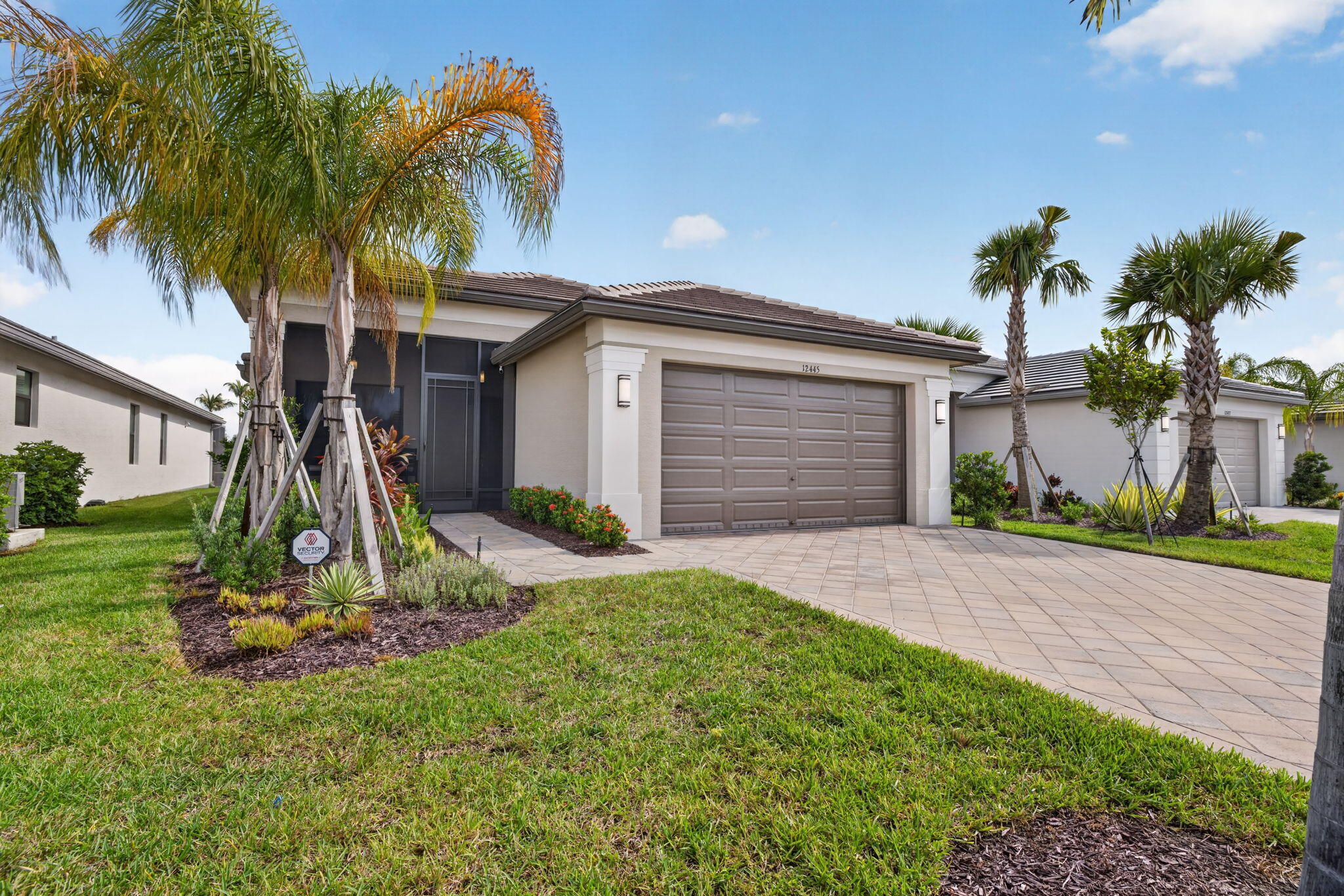 12445 Sw High Tide Road Property Photo 7