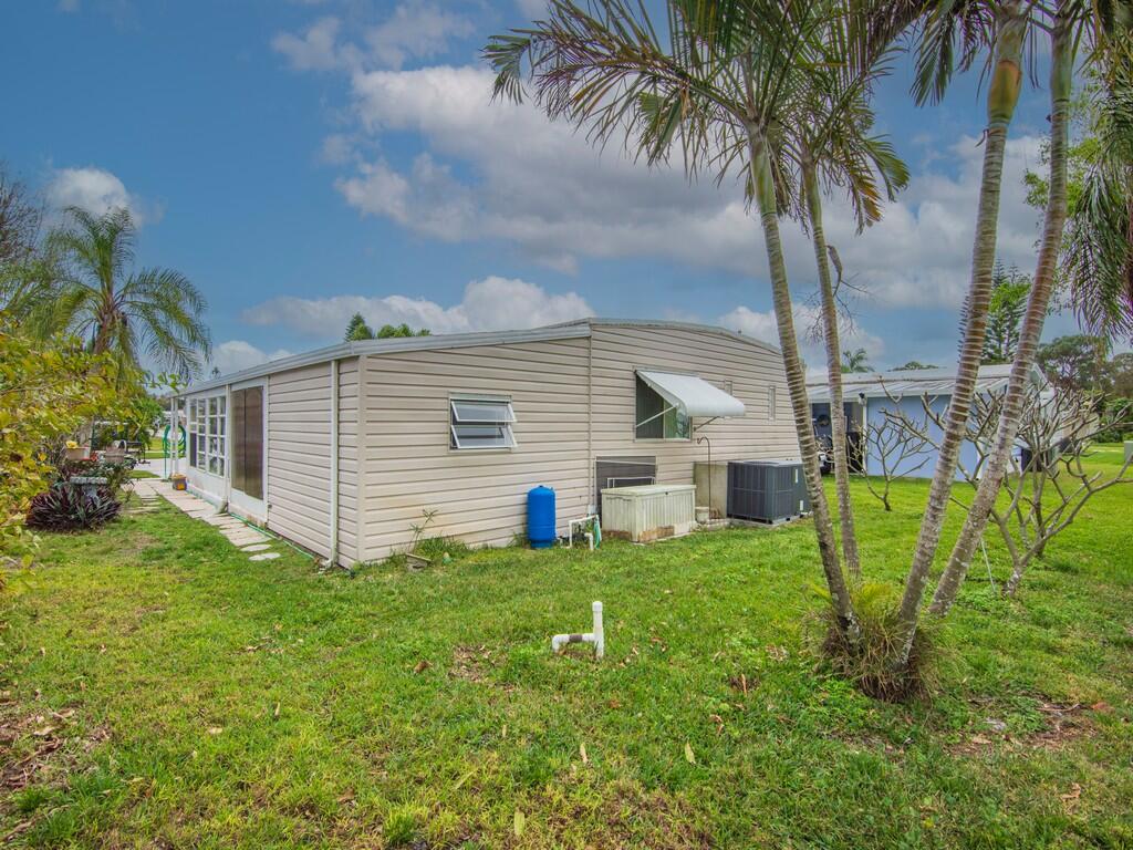 293 Ne Moonstone Drive Property Photo 31