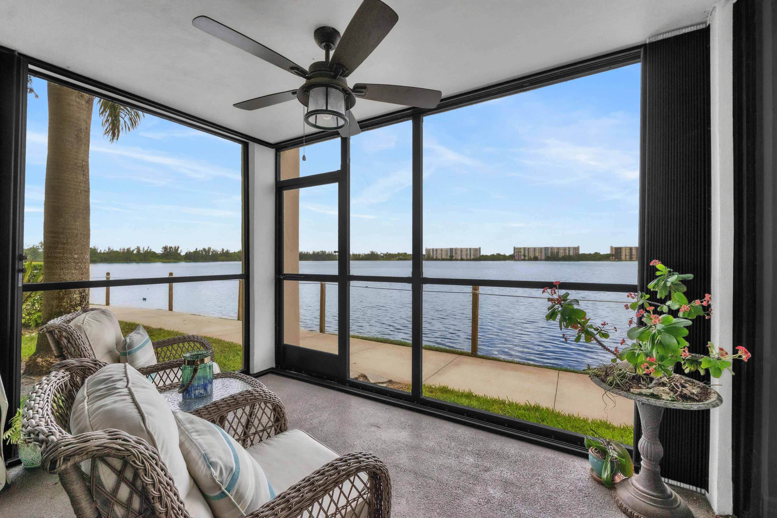 116 Lake Emerald Drive 101 Property Photo 16