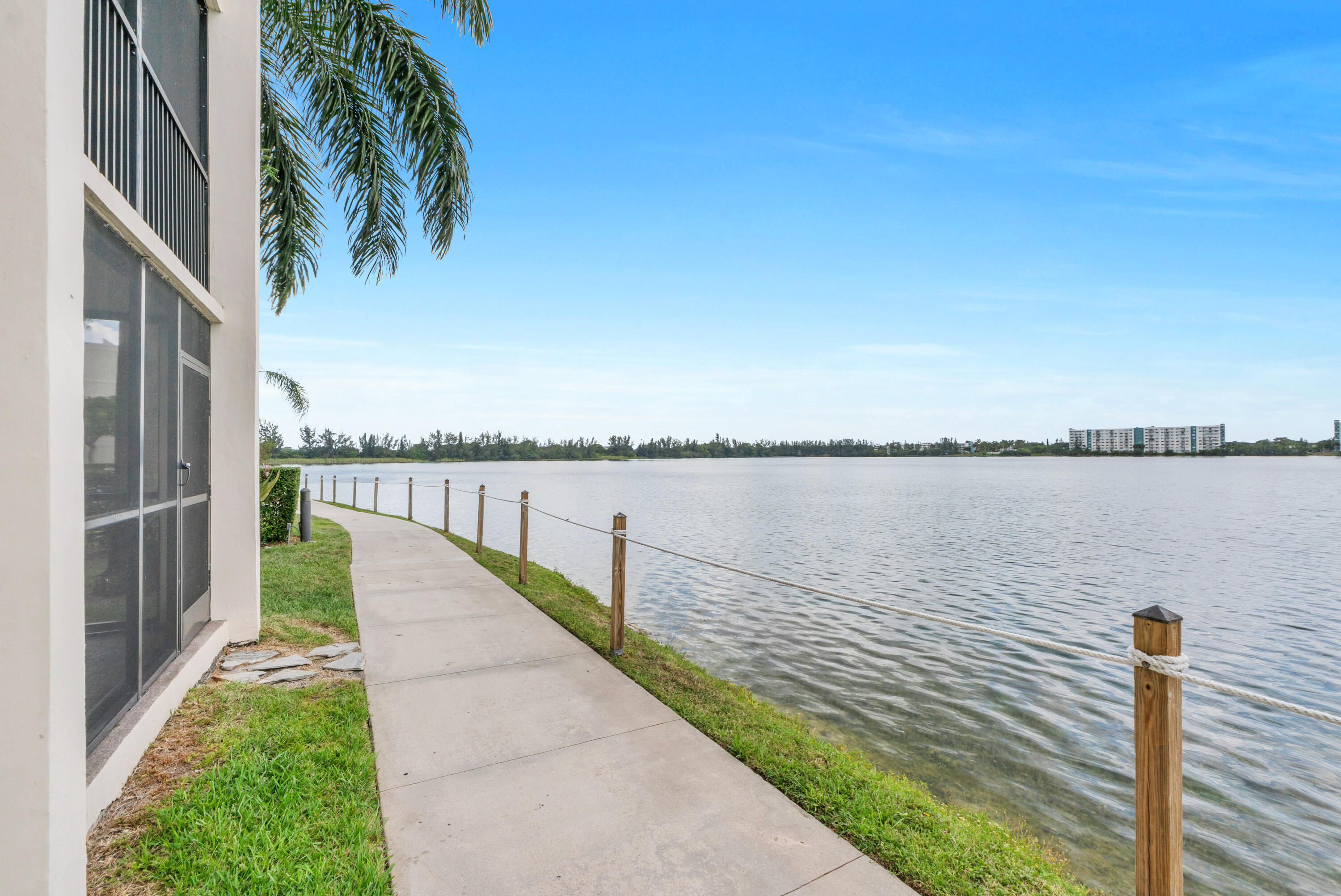 116 Lake Emerald Drive 101 Property Photo 19