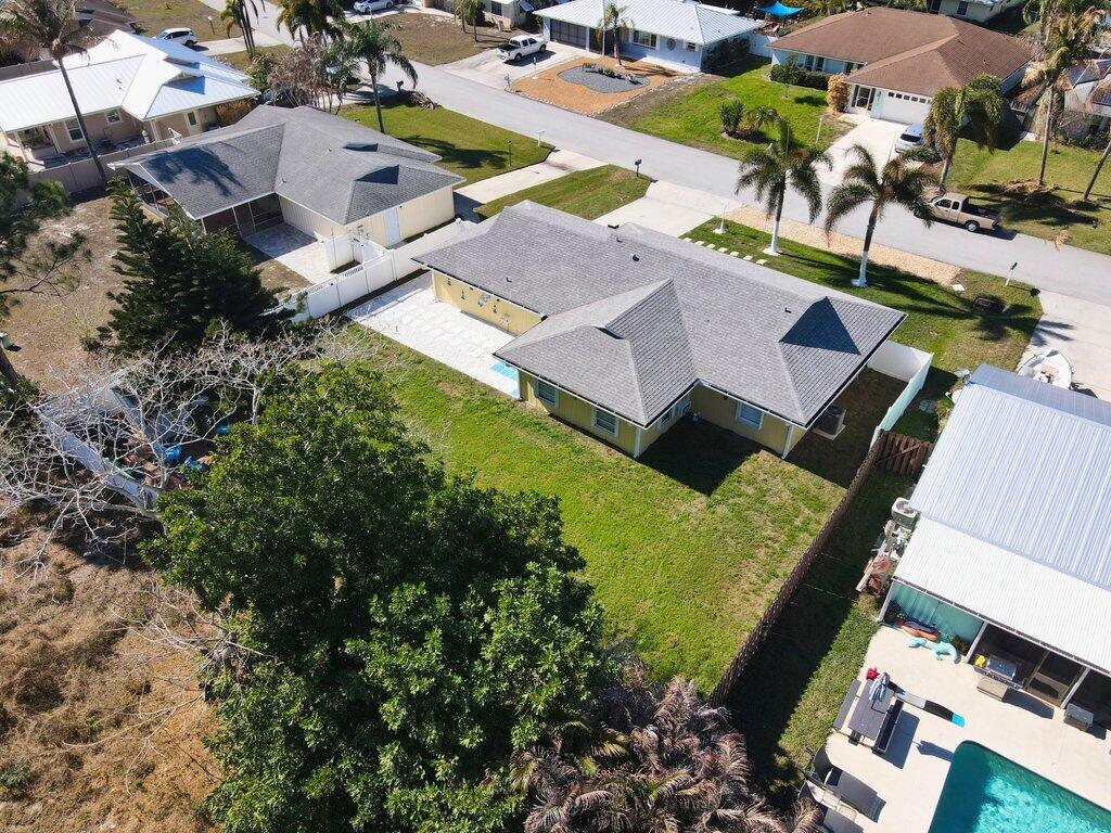 888 Ne Maranta Terrado Property Photo 14
