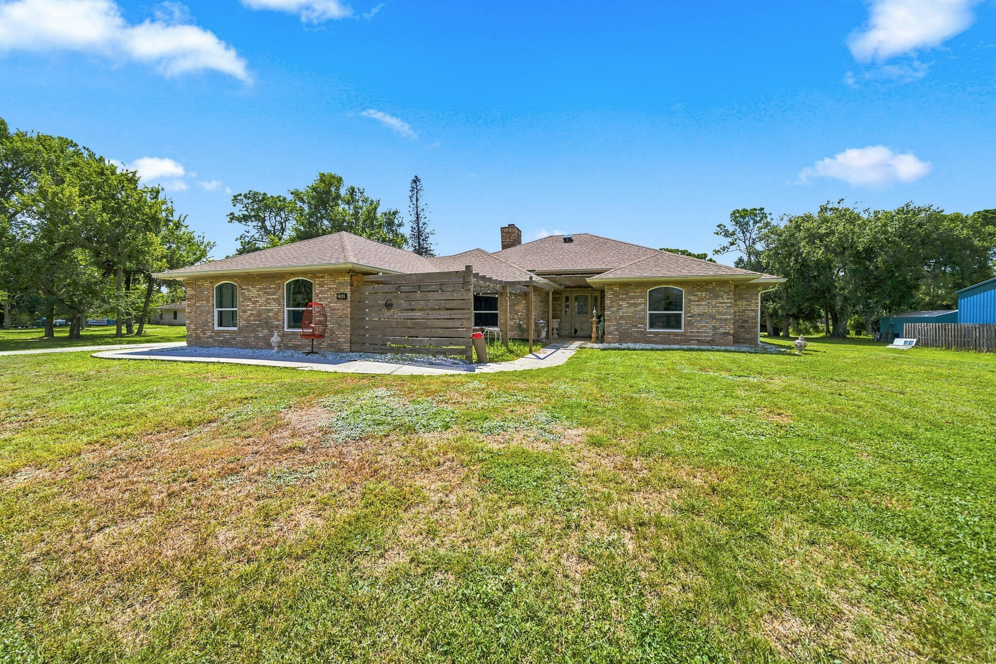 2930 Brandywine Lane Property Photo 4