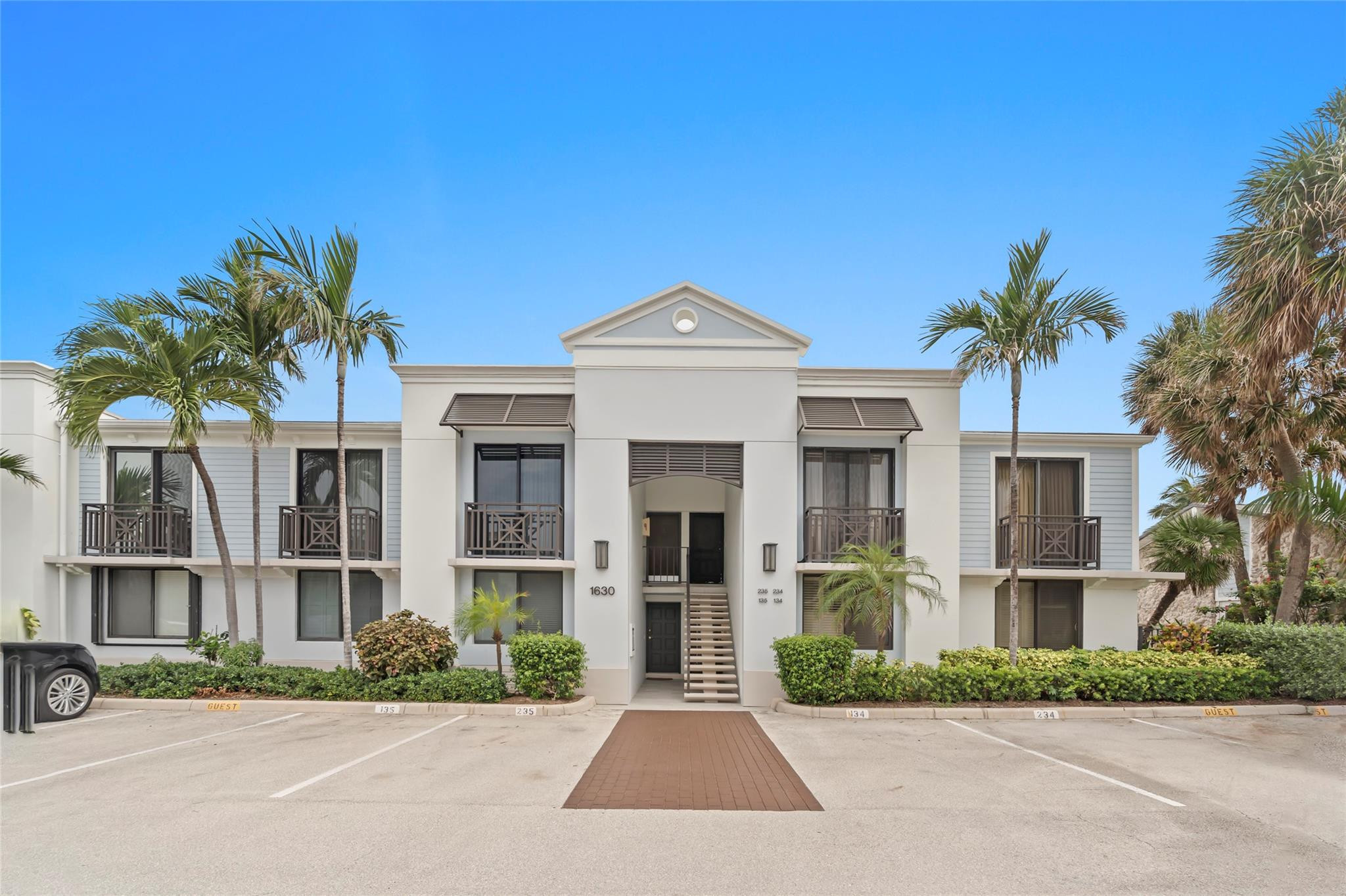 1630 S Ocean Lane 235 Property Photo 2