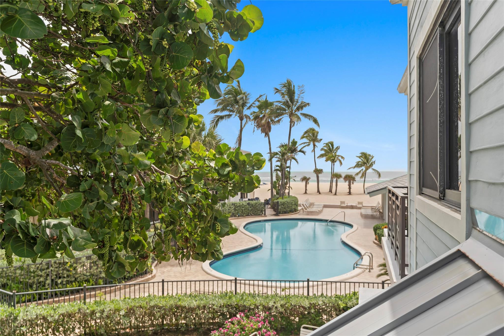 1630 S Ocean Lane 235 Property Photo 11