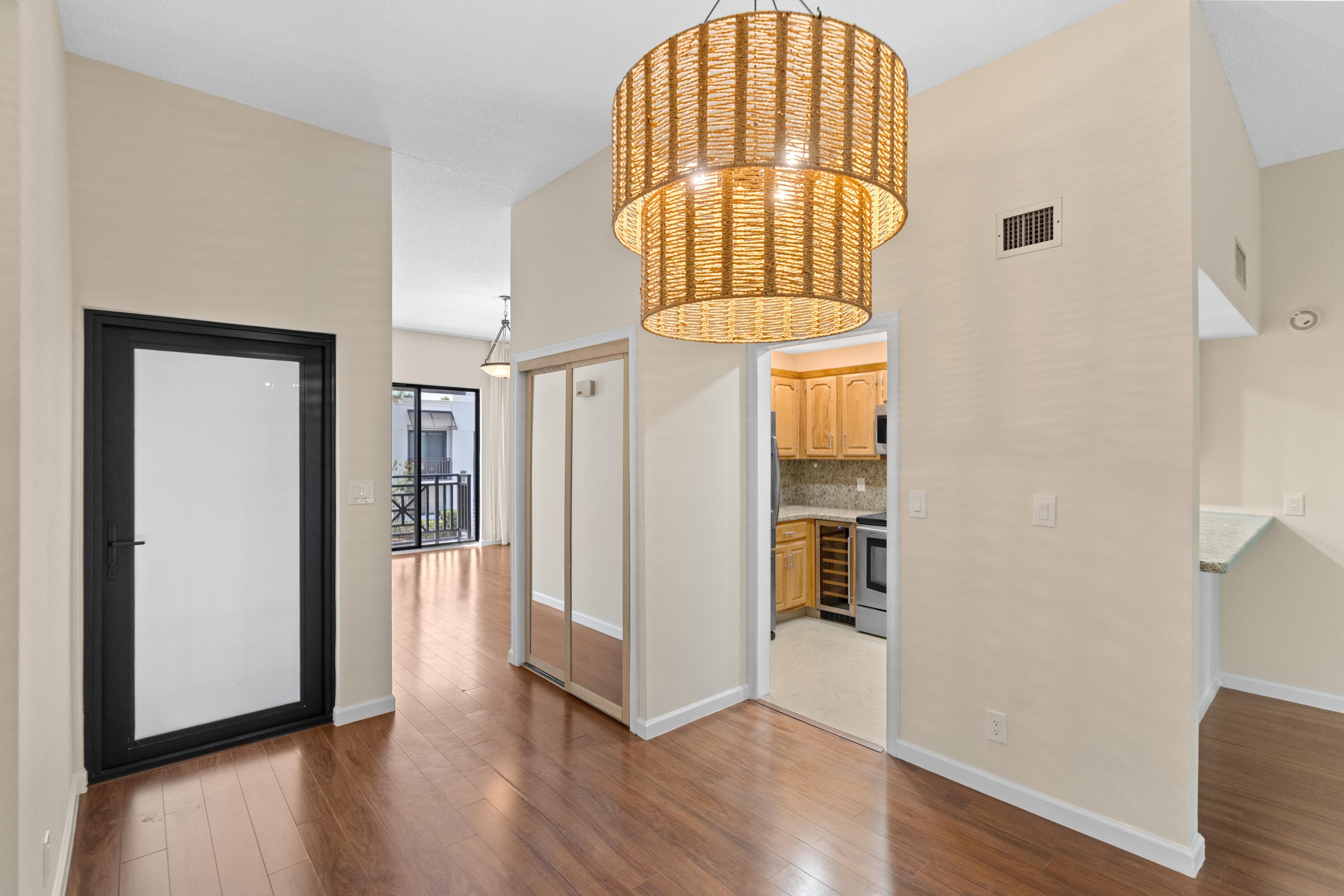 1630 S Ocean Lane 235 Property Photo 14