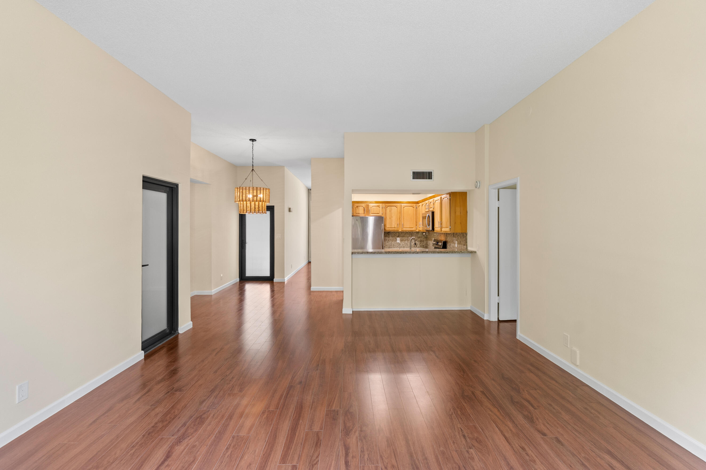 1630 S Ocean Lane 235 Property Photo 16
