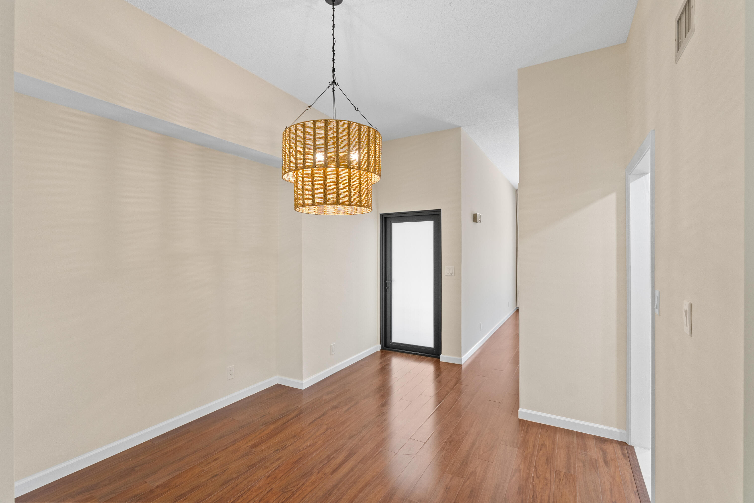 1630 S Ocean Lane 235 Property Photo 18