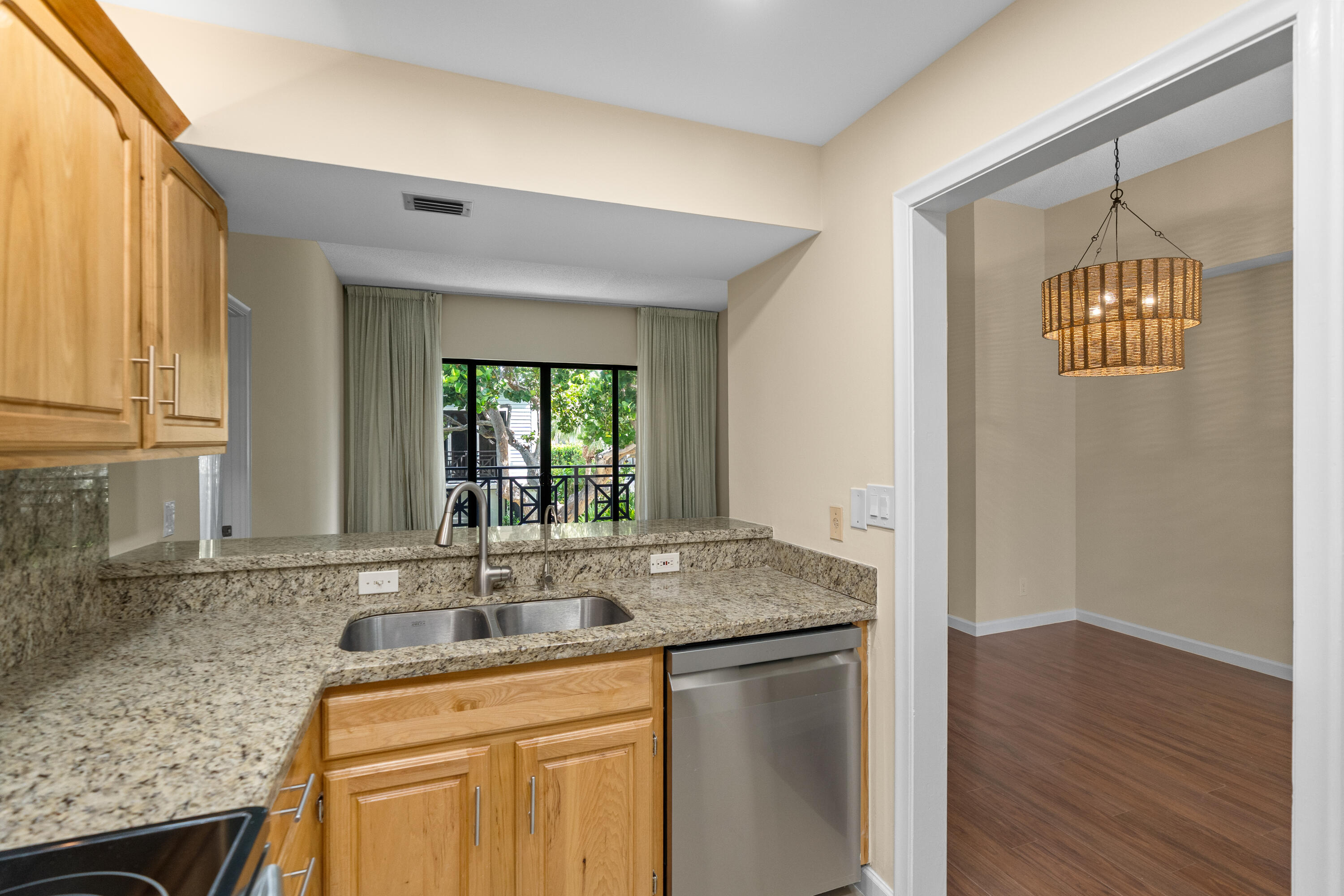 1630 S Ocean Lane 235 Property Photo 22