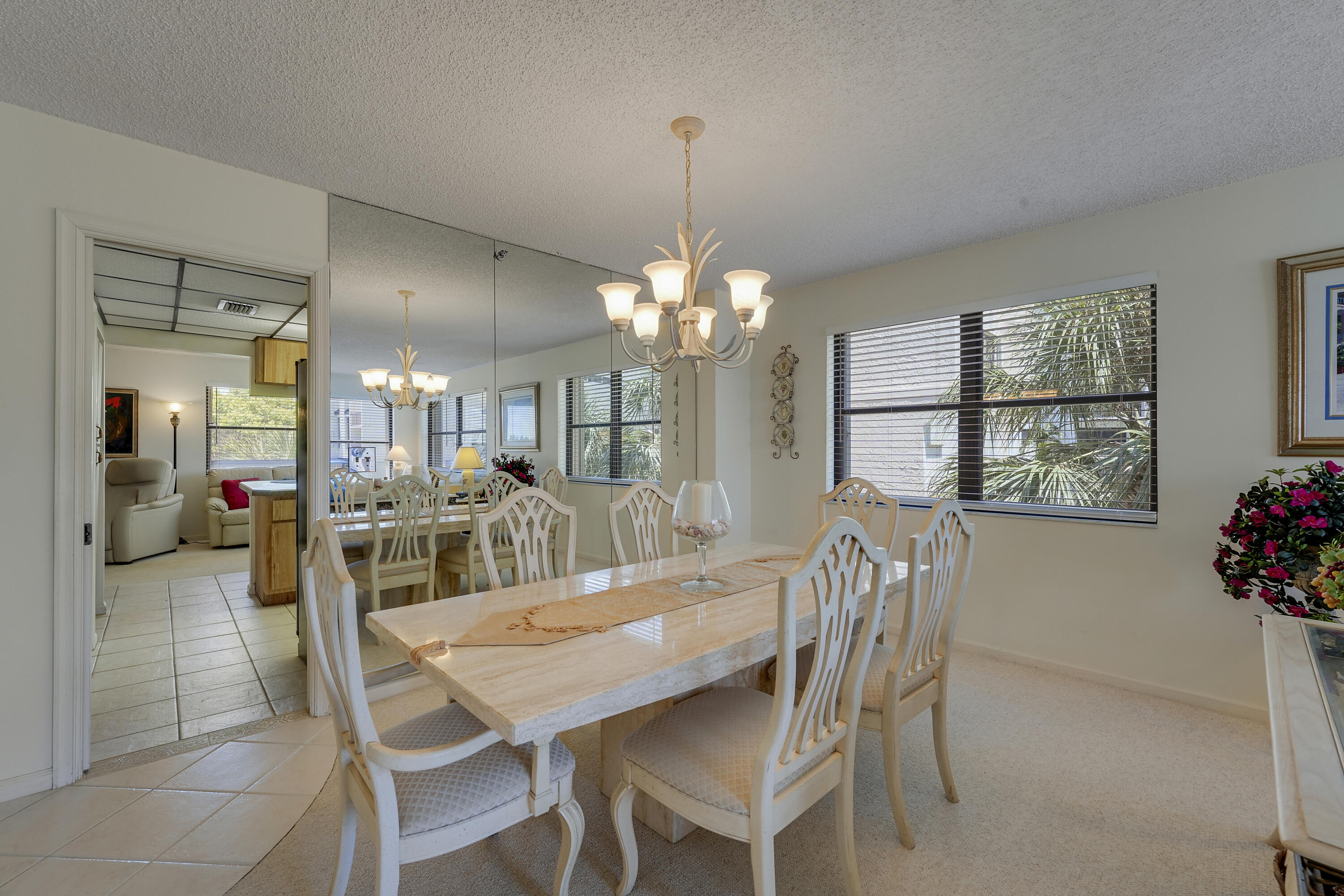 372 Golfview Road 403 Property Photo 10