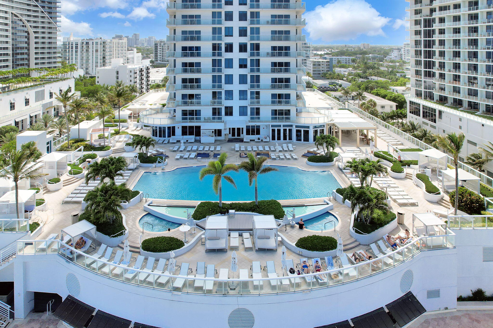 505 N Fort Lauderdale Beach Boulevard 1004 Property Photo 7