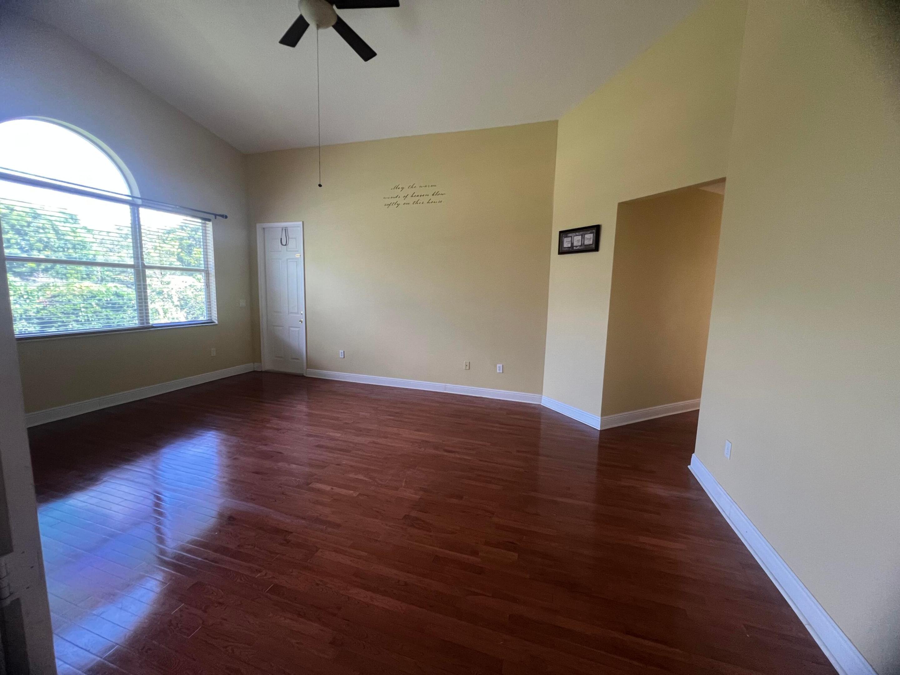 2621 Danforth Terrace Property Photo 9