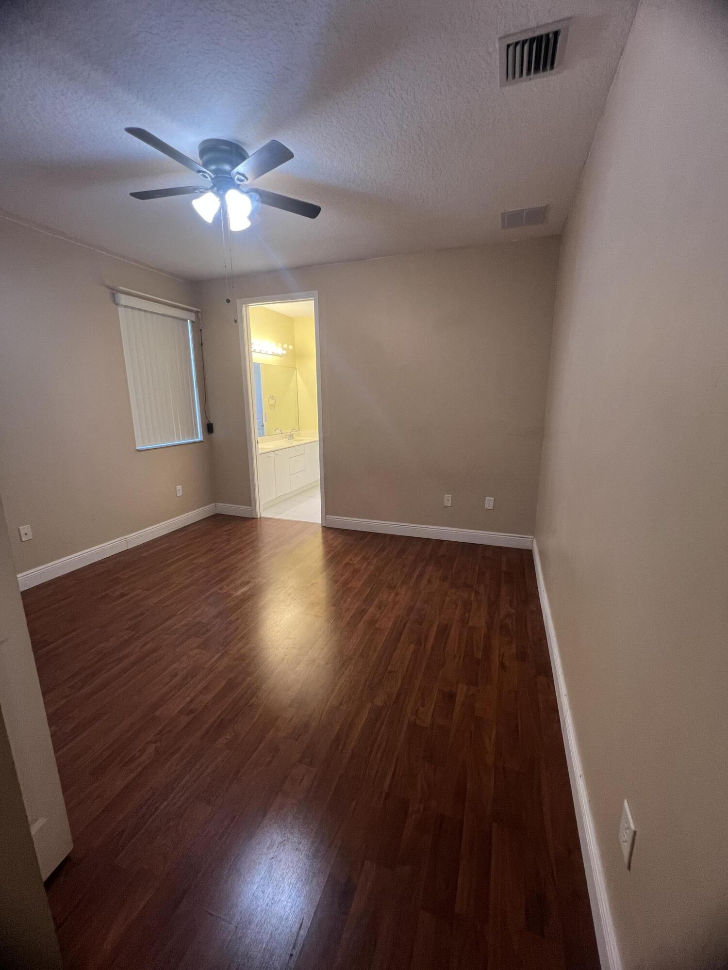 2621 Danforth Terrace Property Photo 12