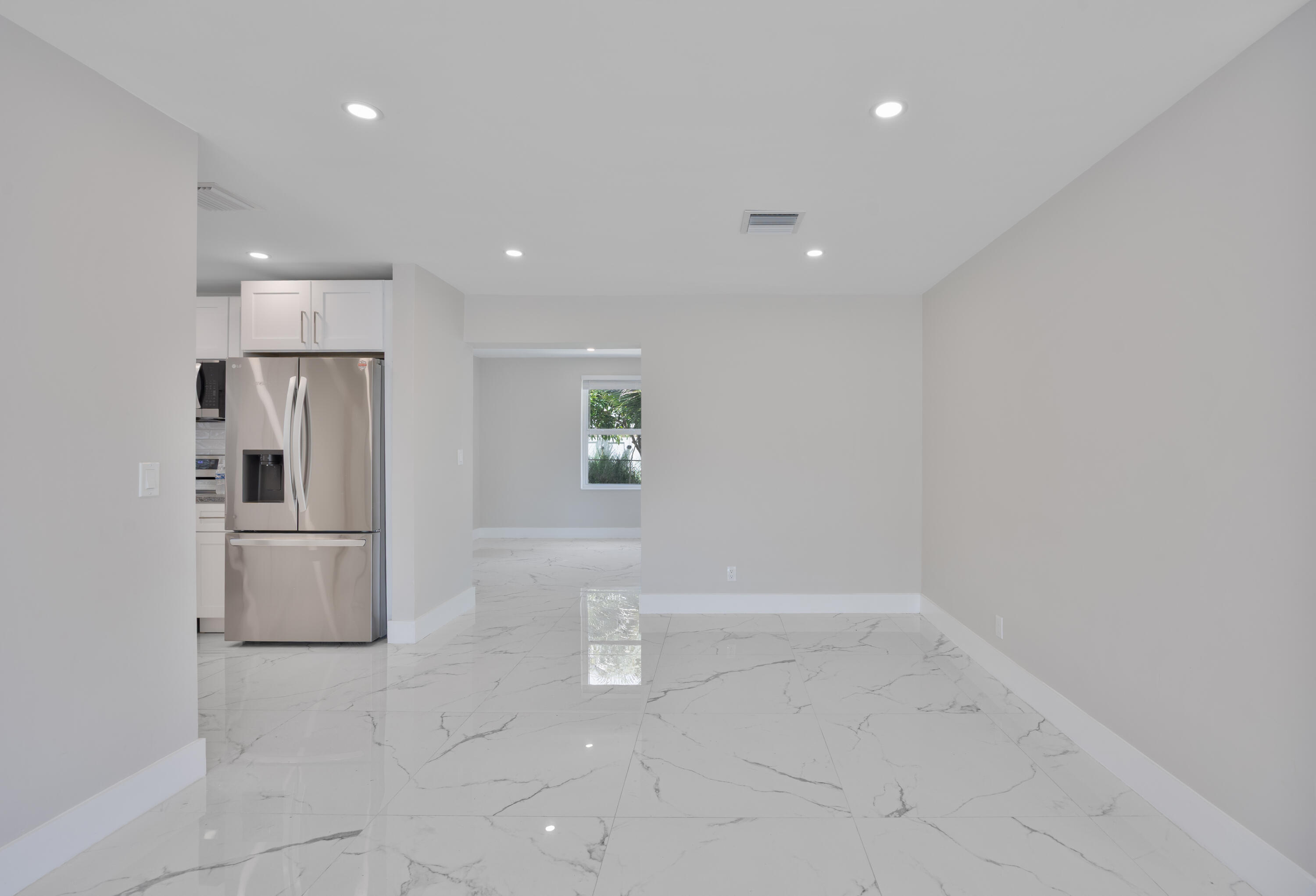 215 Evergreen Drive Property Photo 12