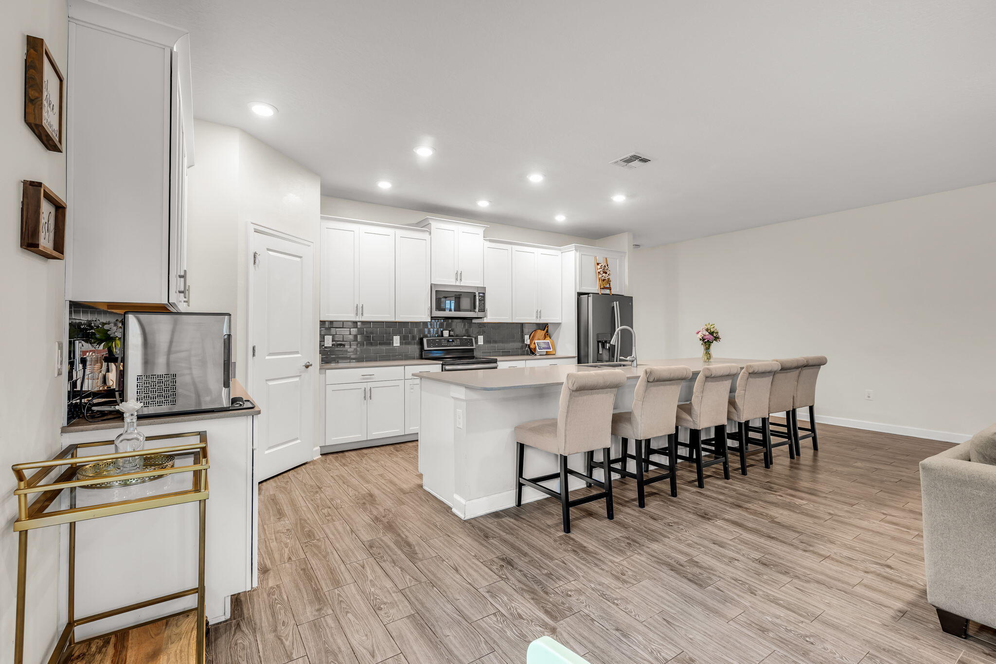 12175 Imaginary Way Property Photo 5
