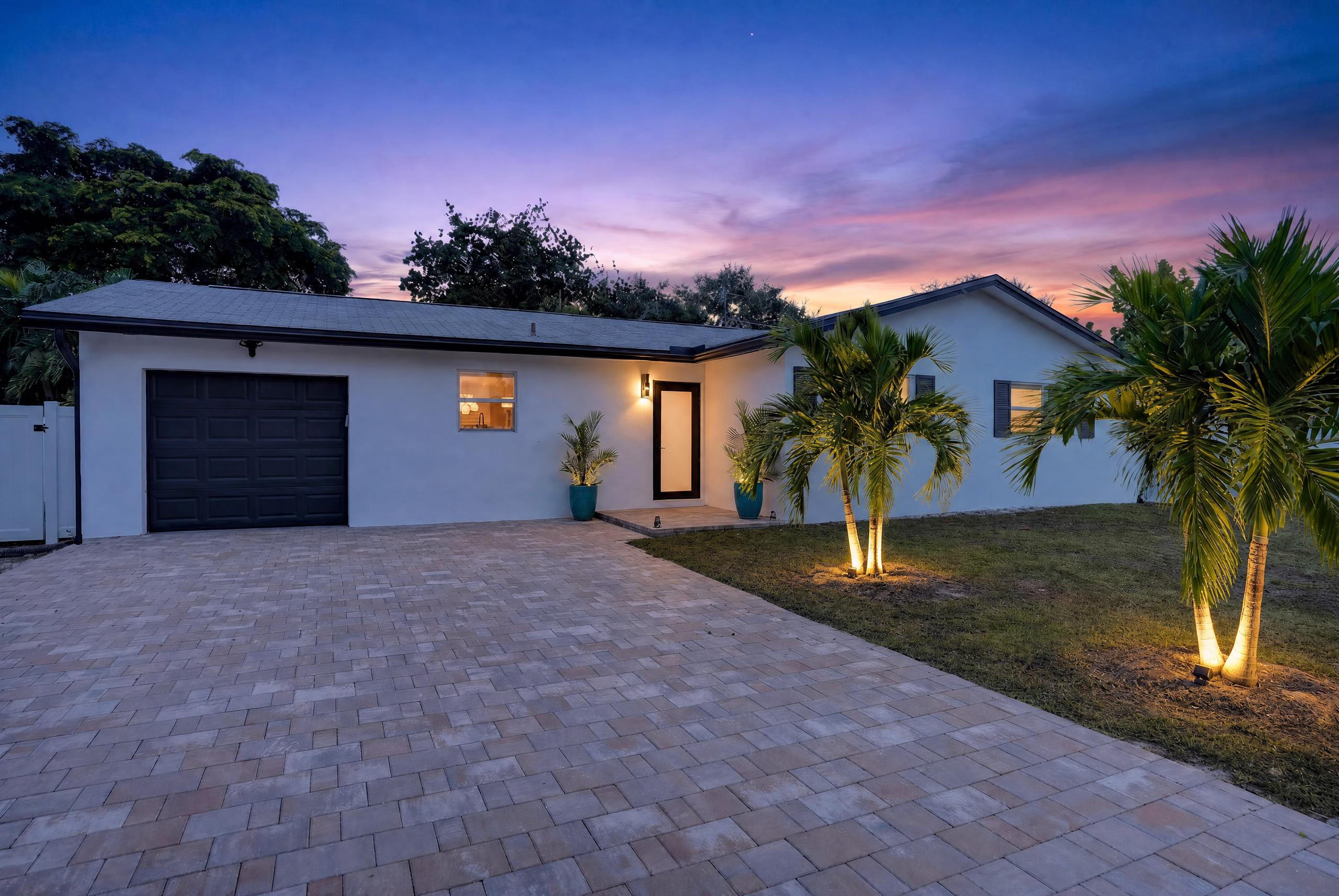 2521 Jaeger Drive Property Photo 4
