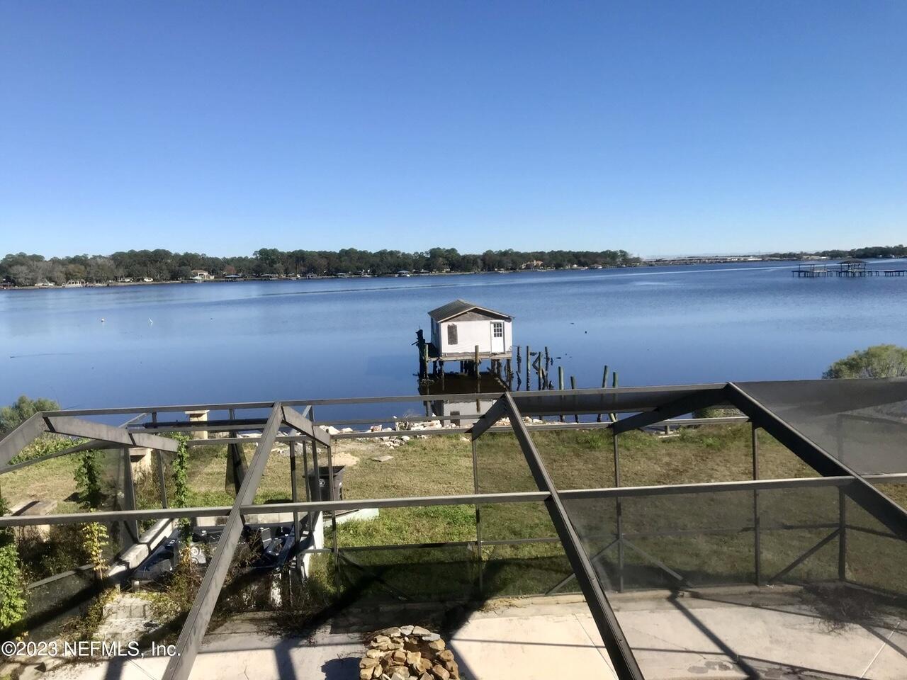 8063 Appian Way W Property Photo 18