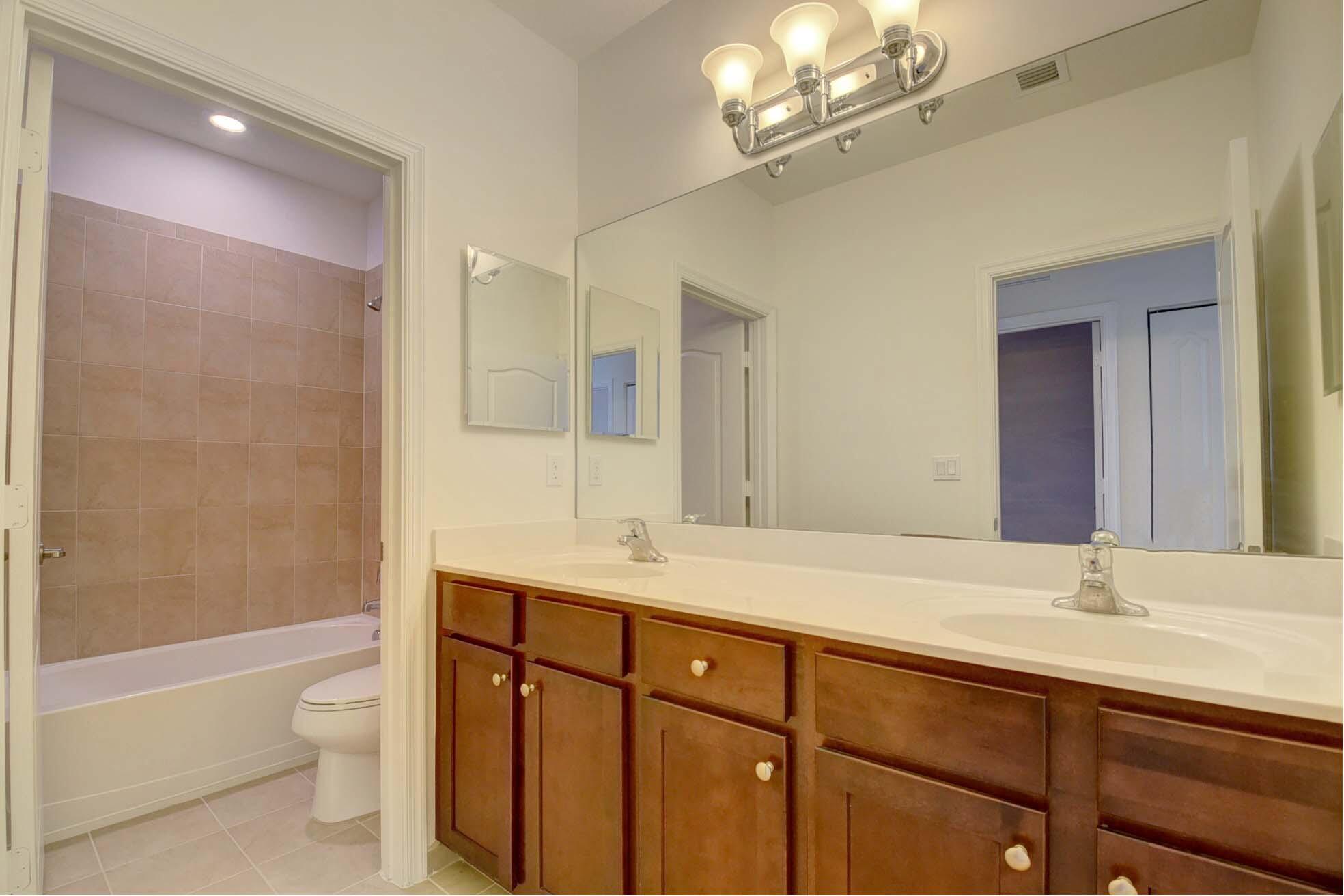 1000 Sterling Pine Place Property Photo 26
