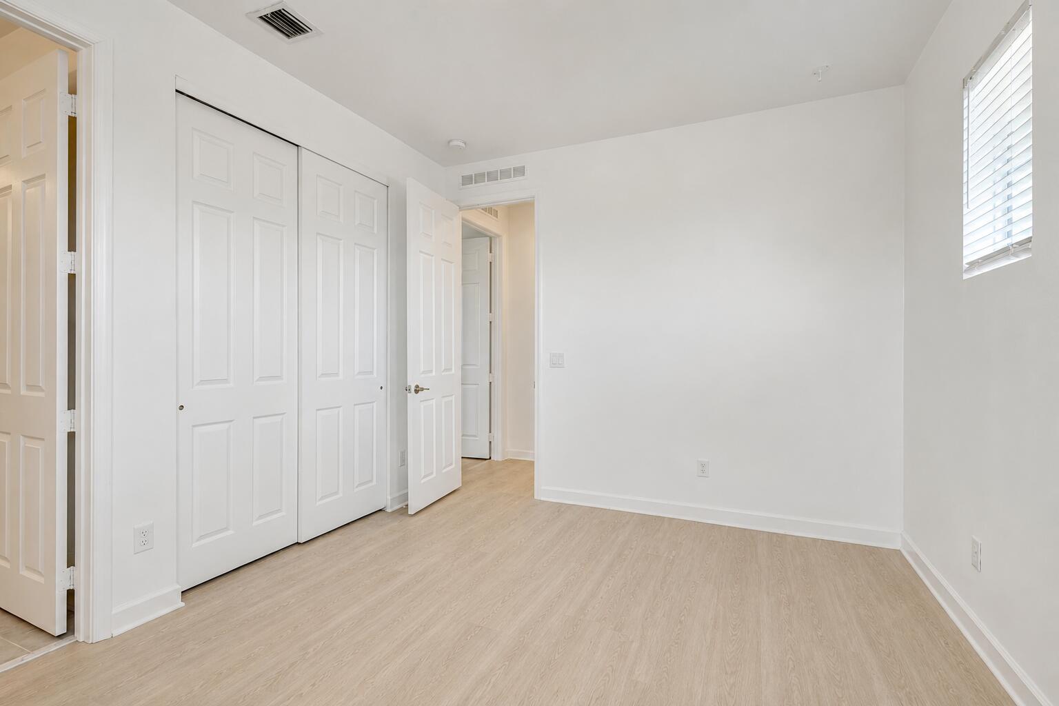 1000 Sterling Pine Place Property Photo 28