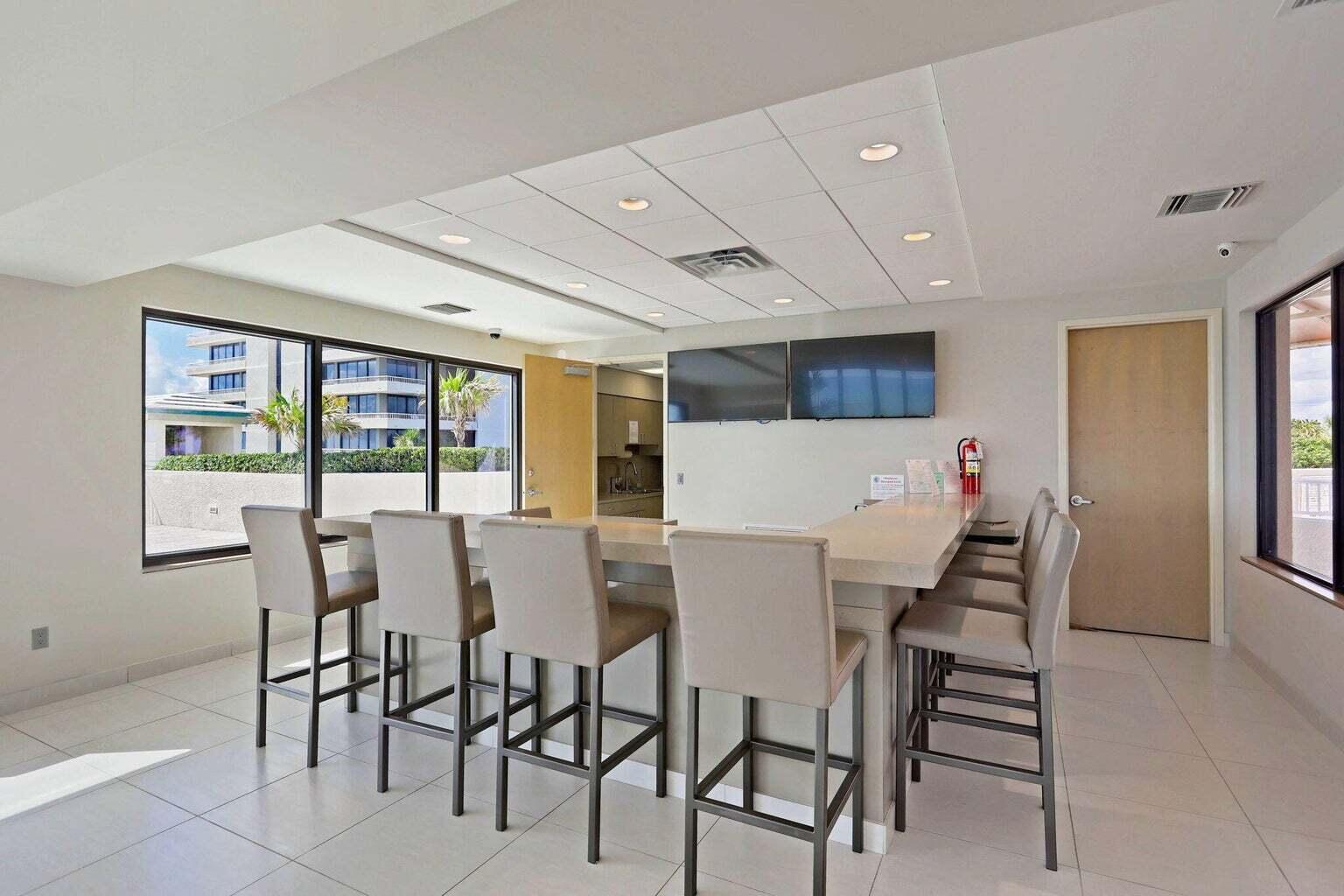 5510 N Ocean Drive 7b Property Photo 60