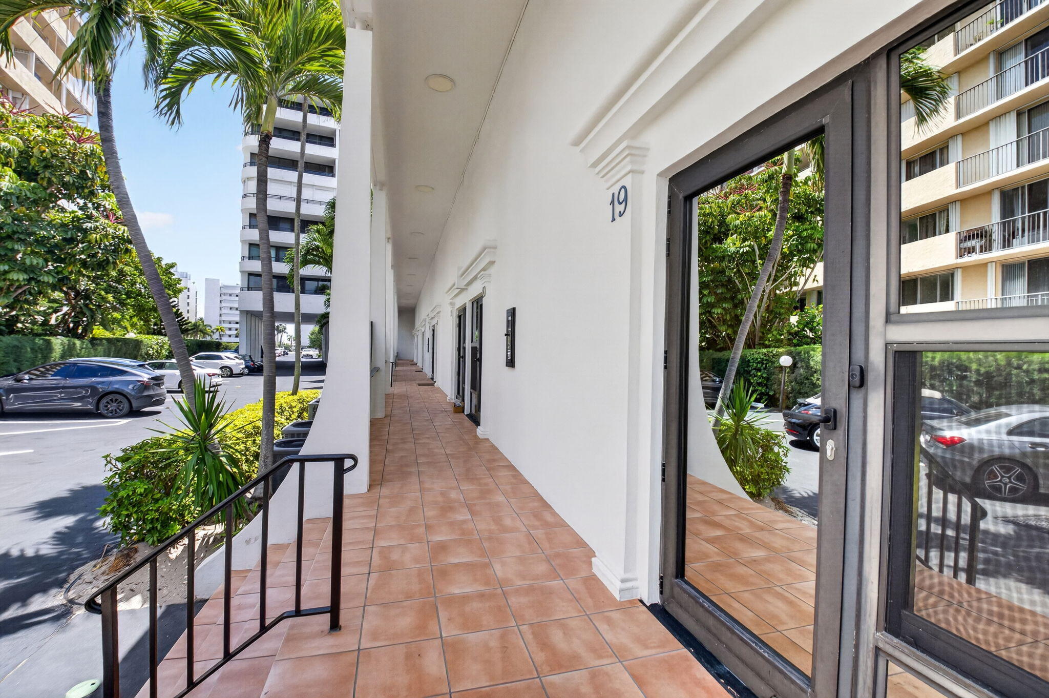 3589 S Ocean Boulevard 19 Property Photo 4