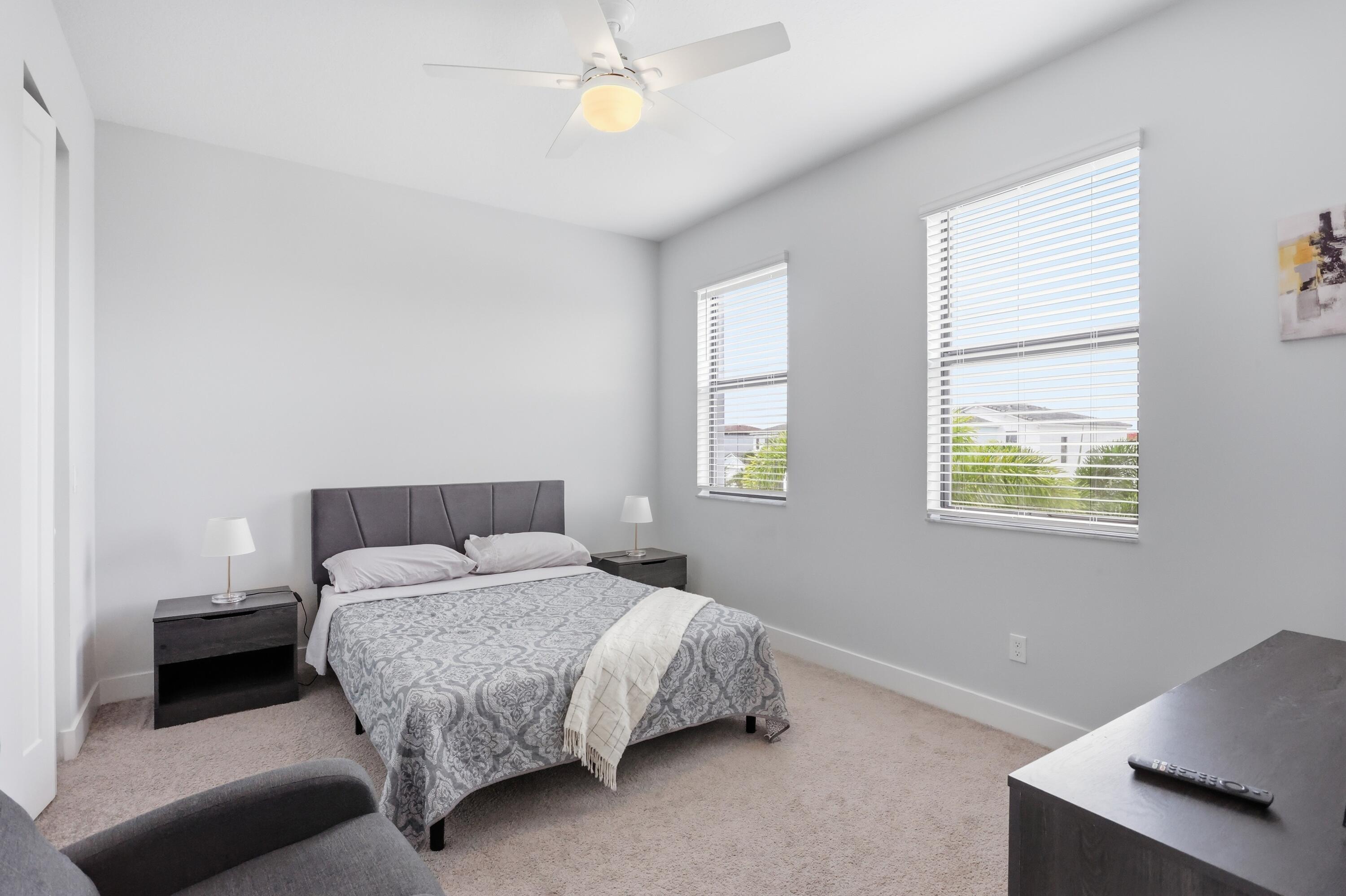 16210 Sandy Shore Drive Property Photo 30