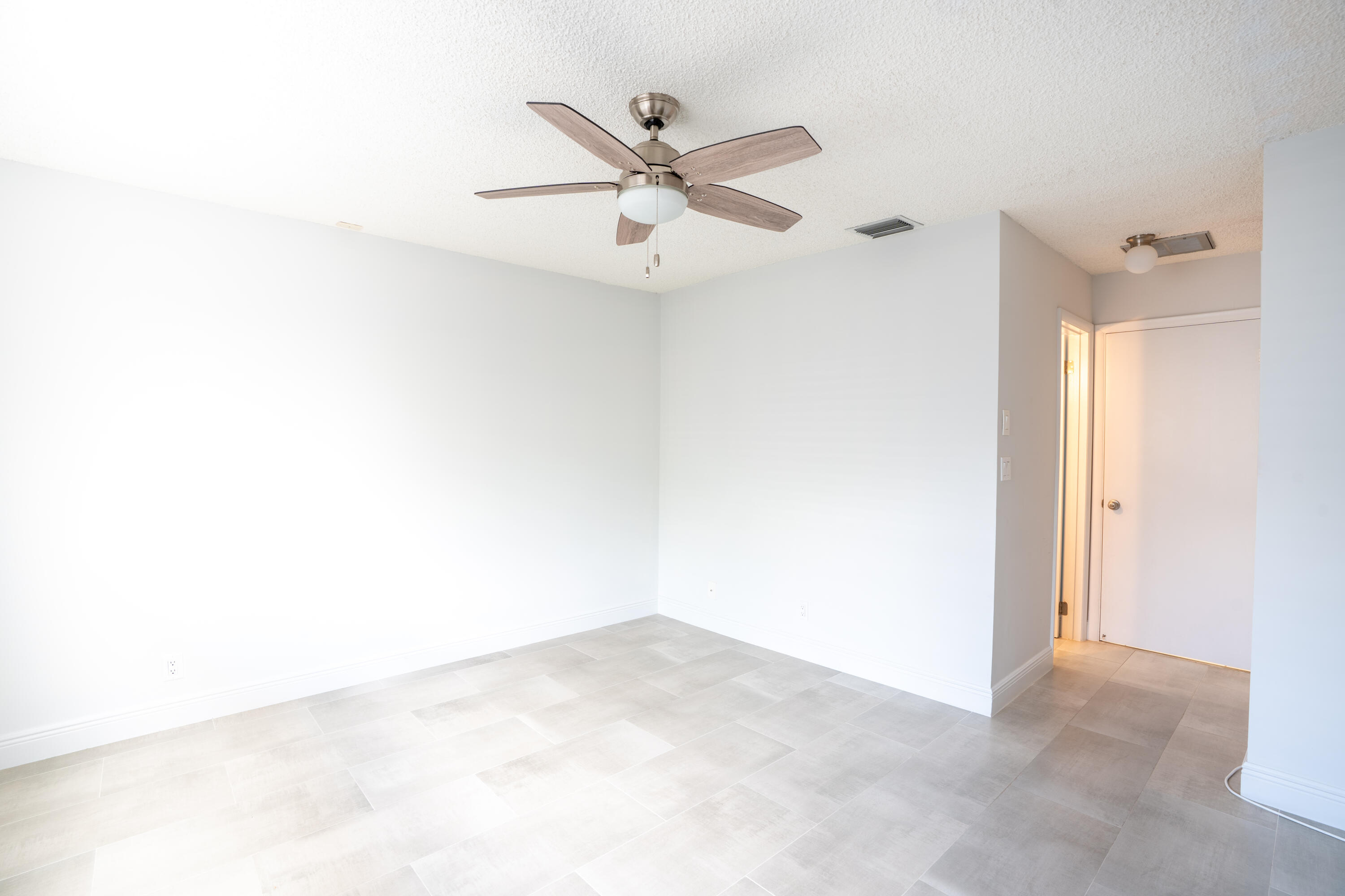17 Se 8th Terrace Property Photo 22